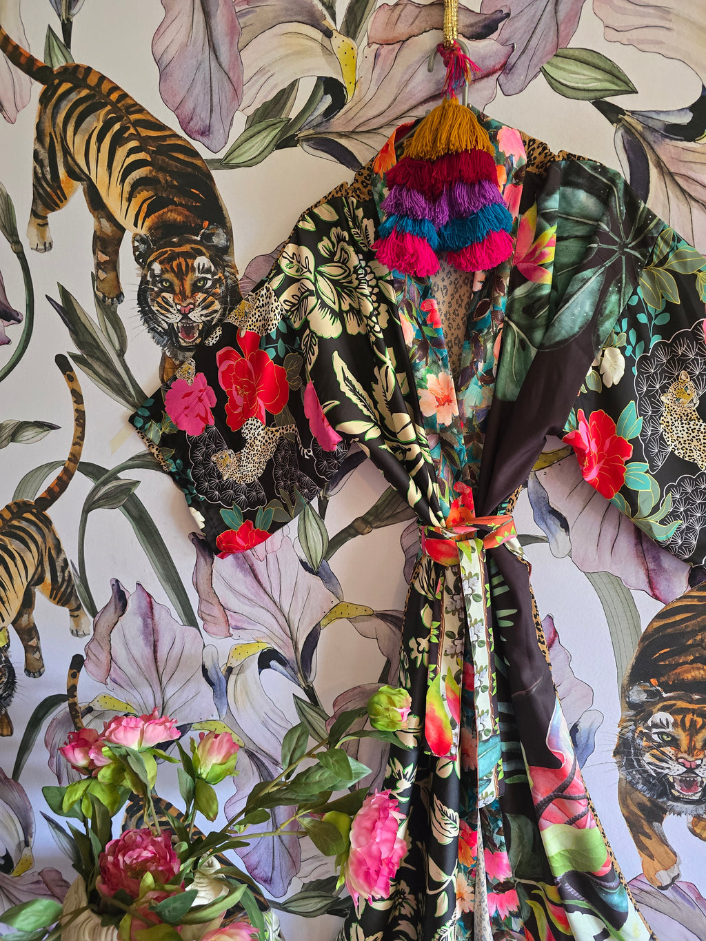 The GIRL MEETS JUNGLE KIMONO-LIMITED EDITION