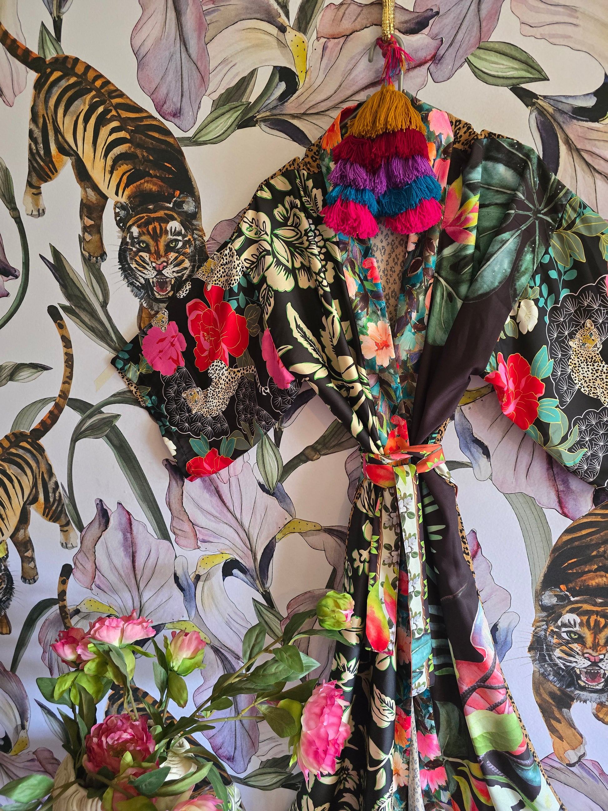 The GIRL MEETS JUNGLE KIMONO-LIMITED EDITION