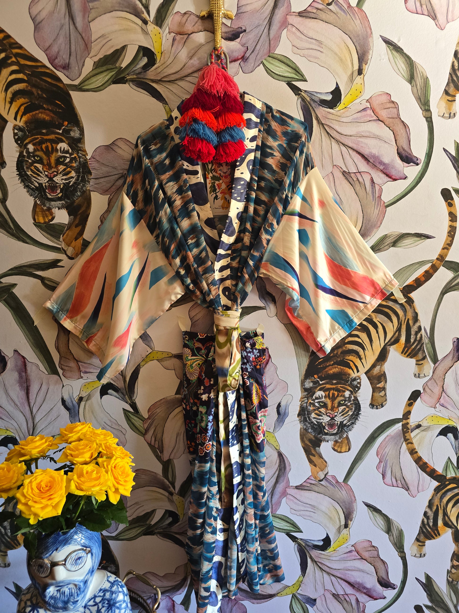 The LEOPARD AND SWIRL KIMONO