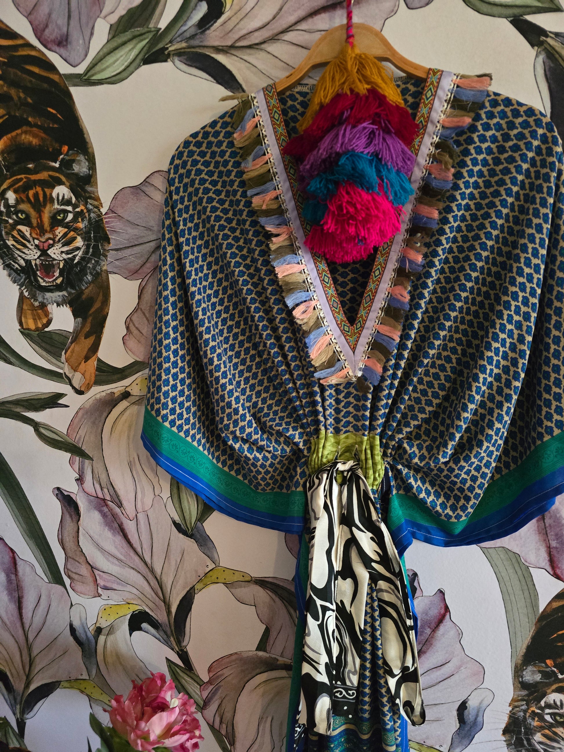 The LONG KAFTAN