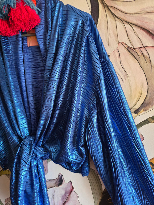 The METALIC BLUE LONG SLEEVE WRAP