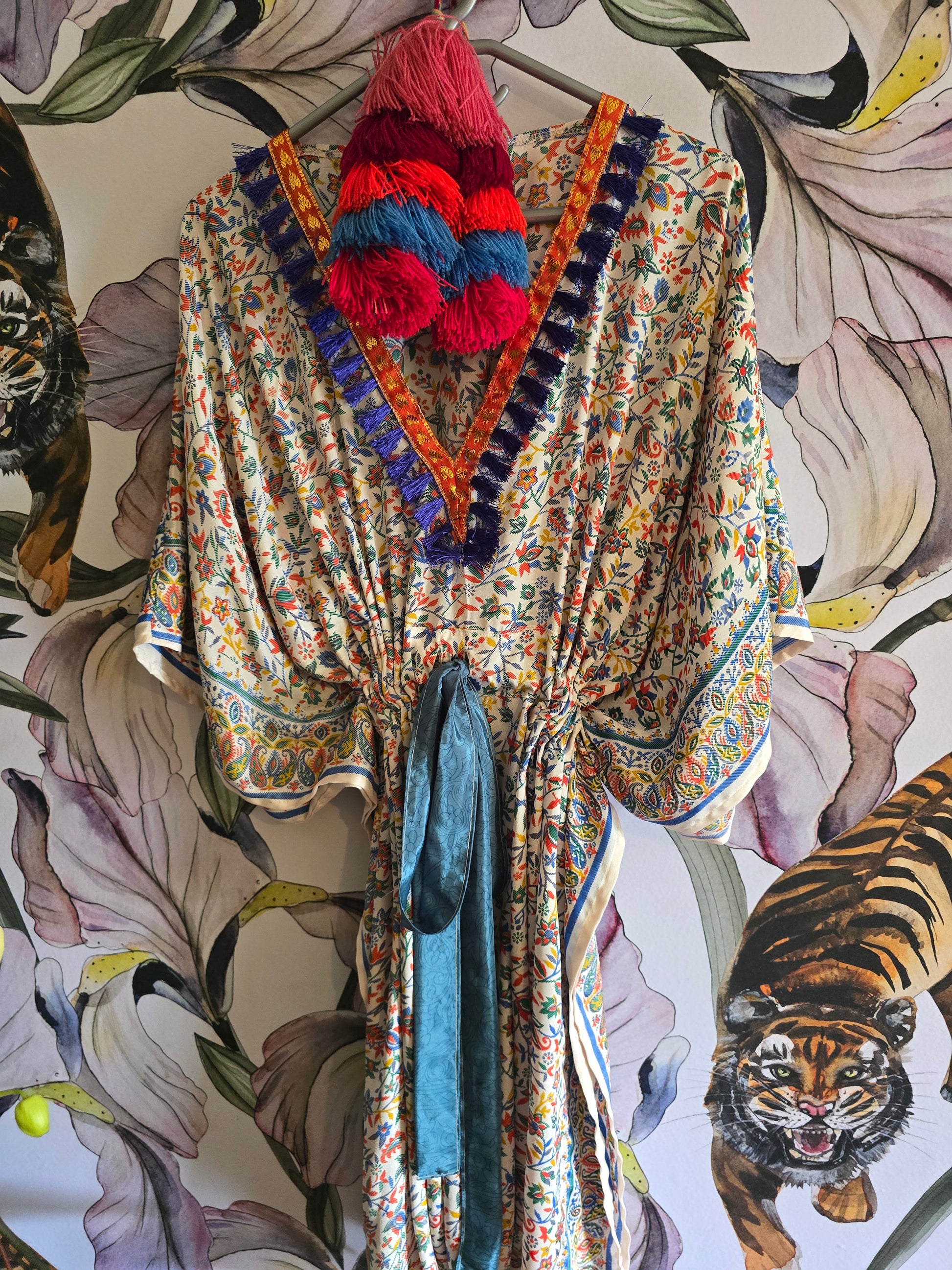 The SHORT KAFTAN