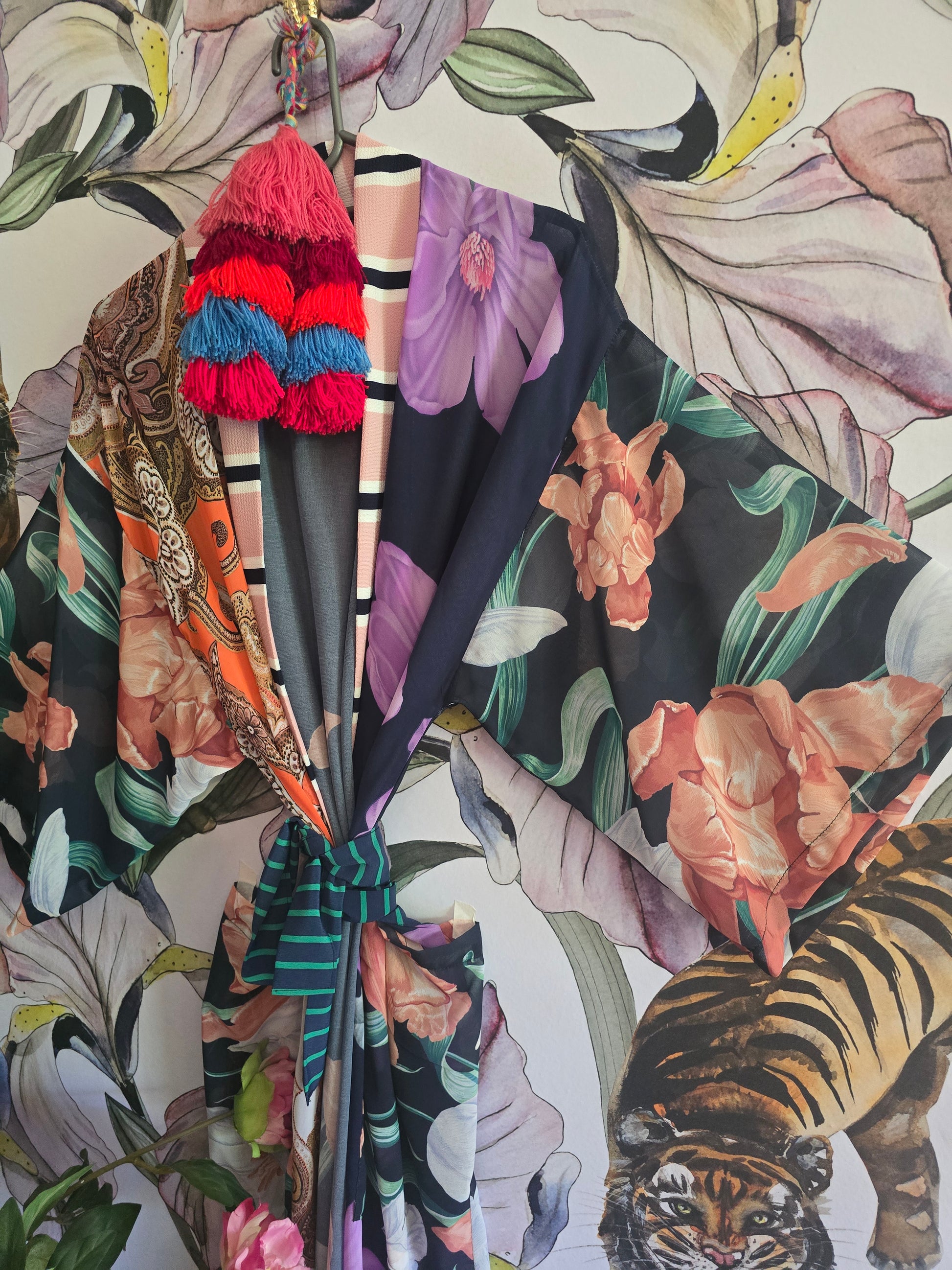 The FLORAL BLOOM KIMONO