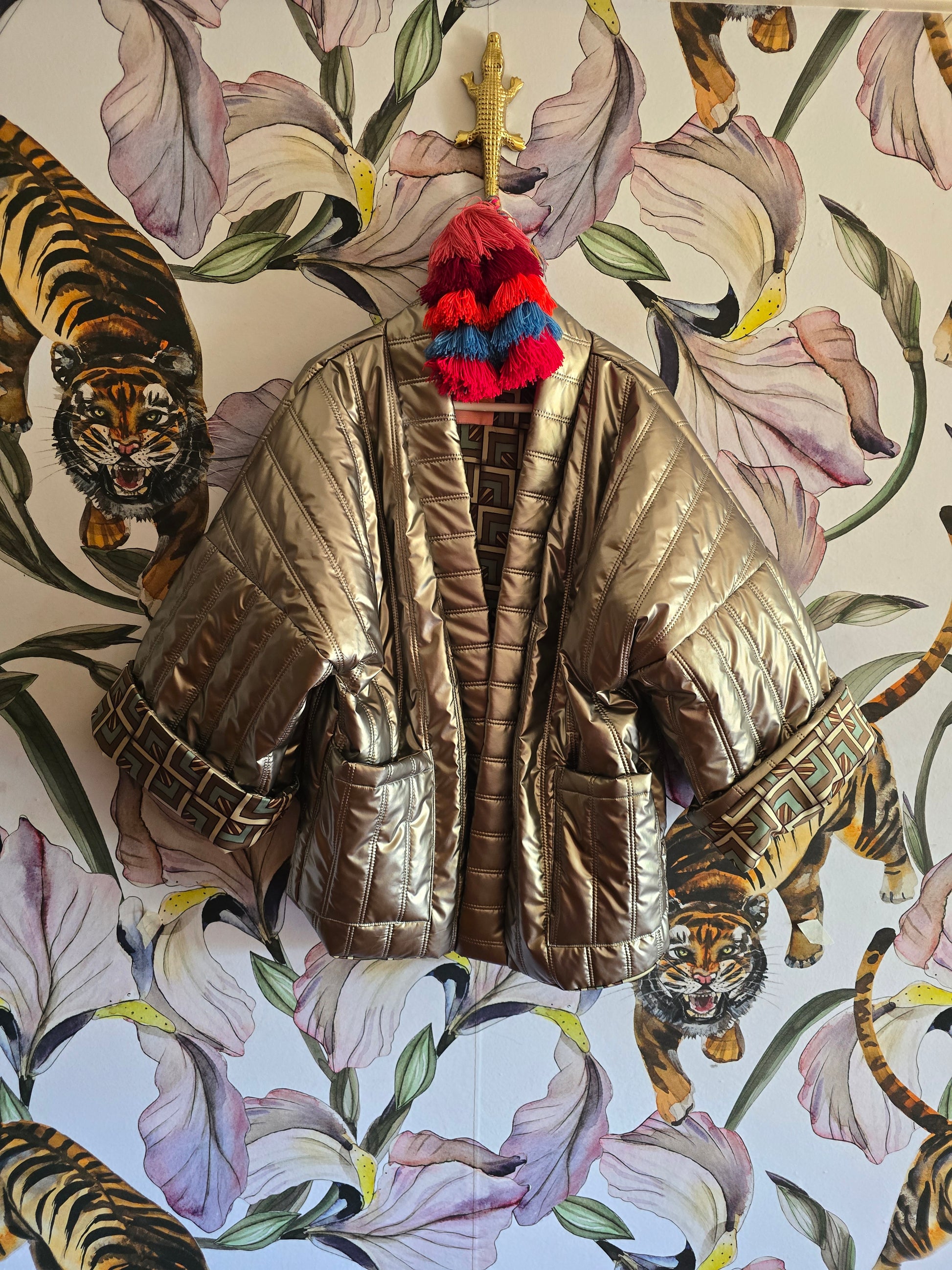 The GUN METAL COOL MOM PUFFER-FULLY REVERSIBLE