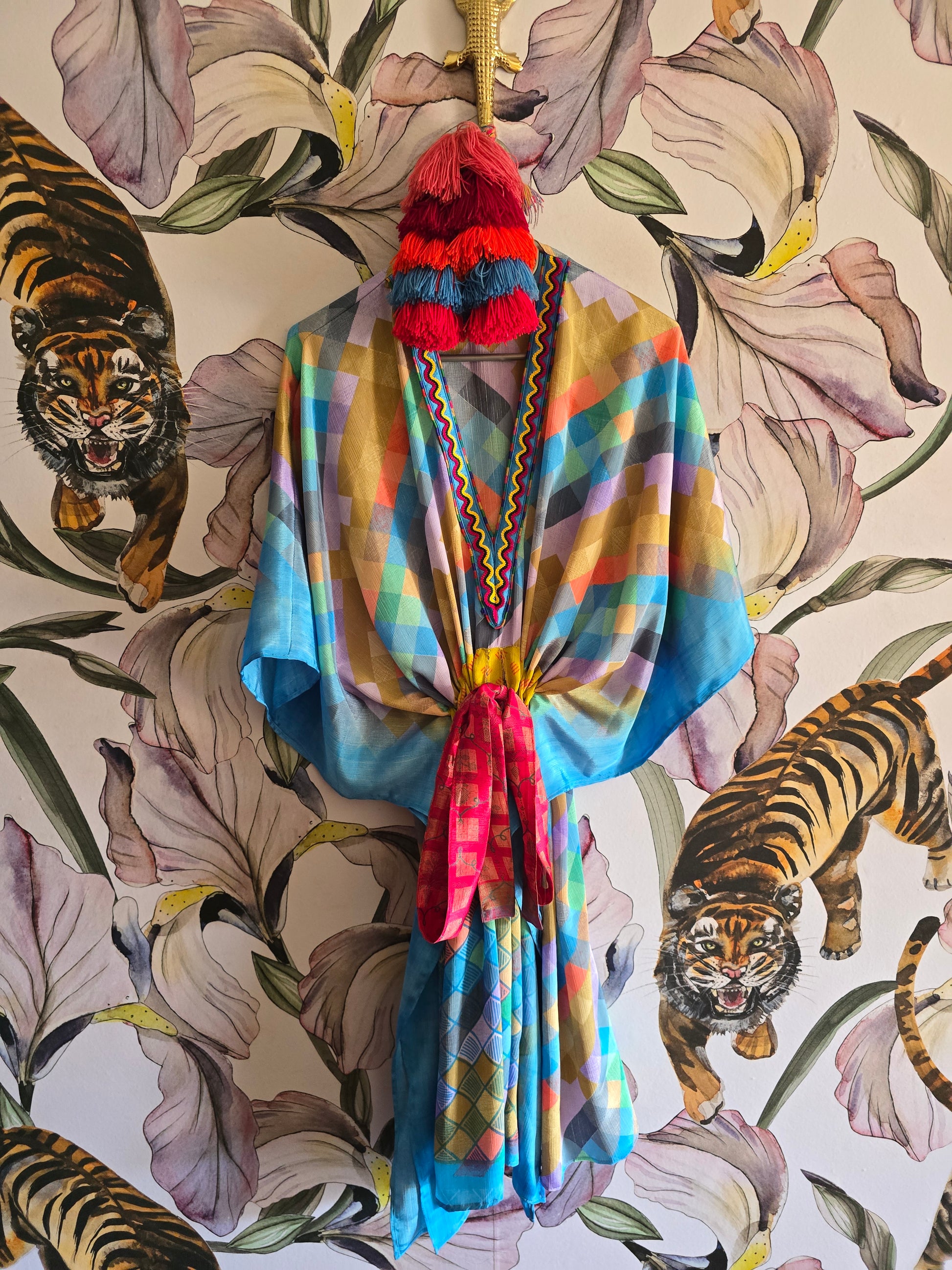 The SHORT KAFTAN