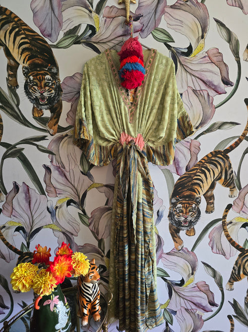 The LONG KAFTAN