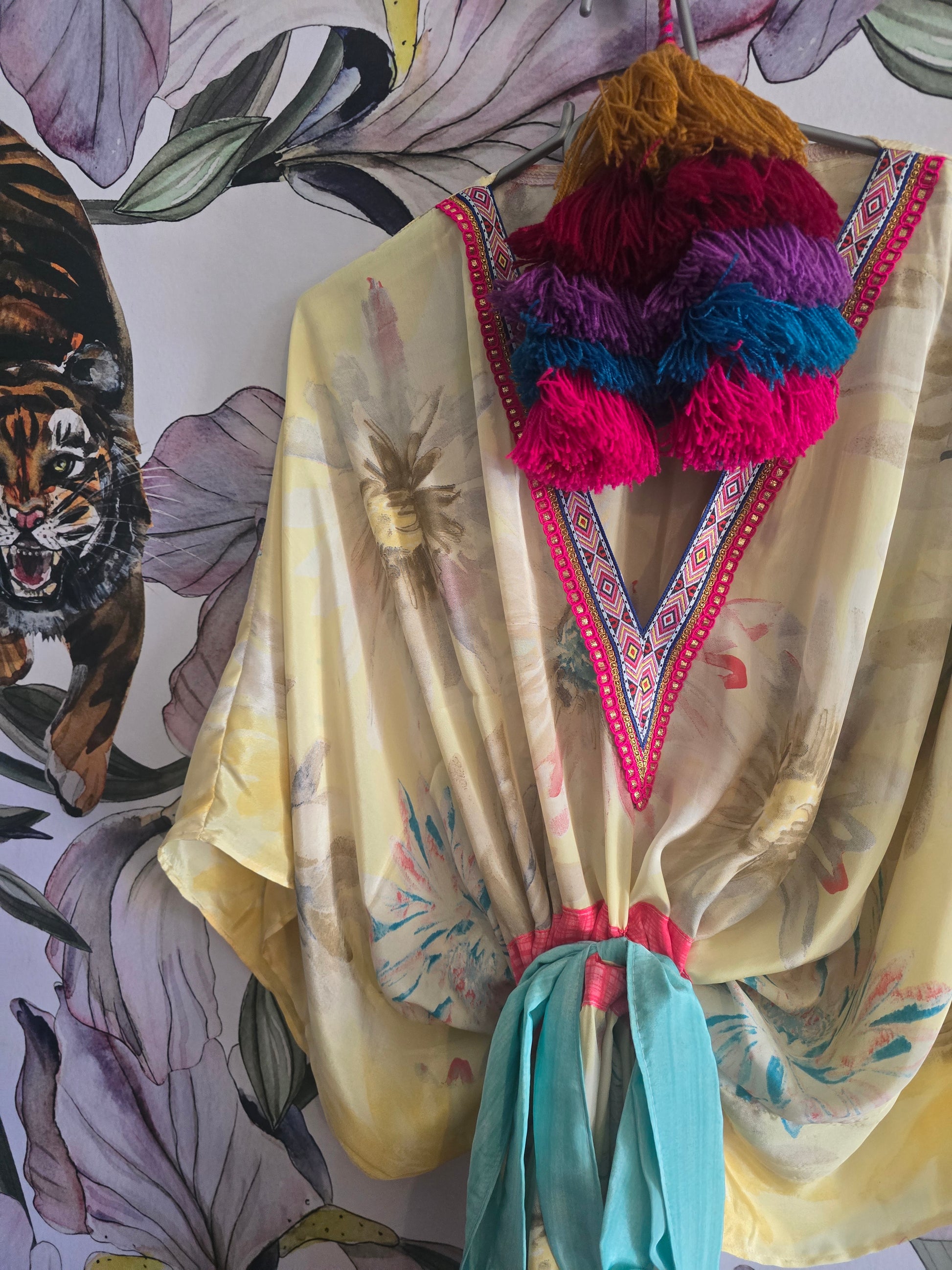 The SHORT KAFTAN