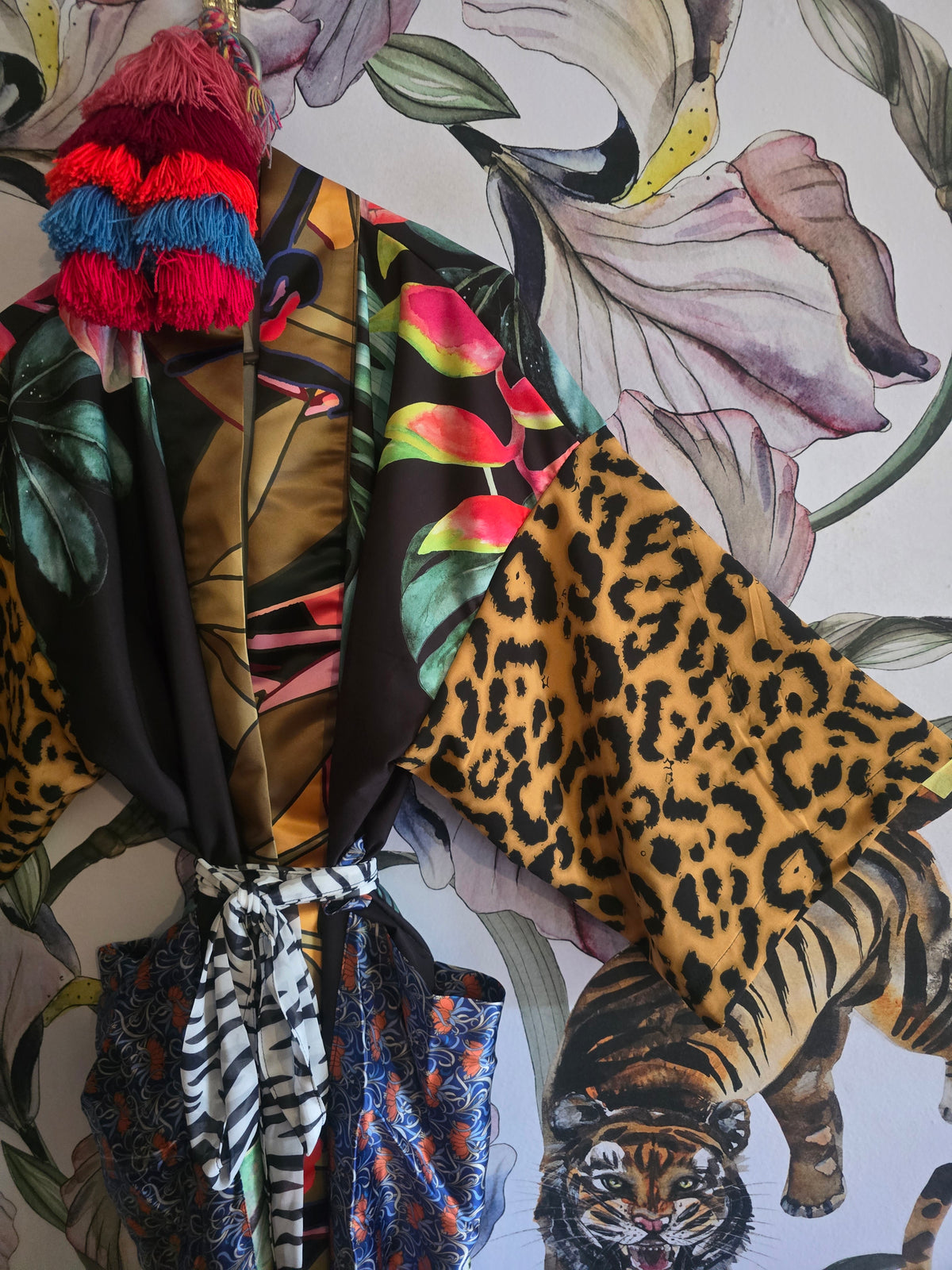 The TROPICAL KIMONO