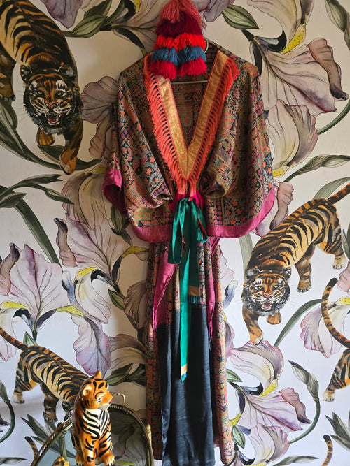 The LONG KAFTAN