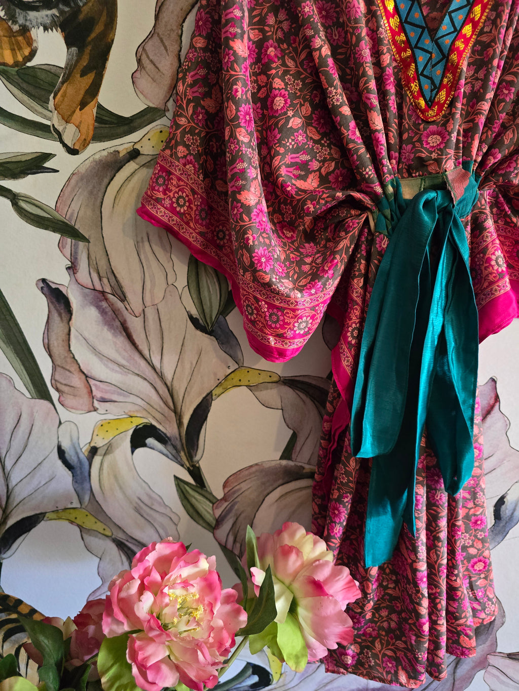 The SHORT KAFTAN