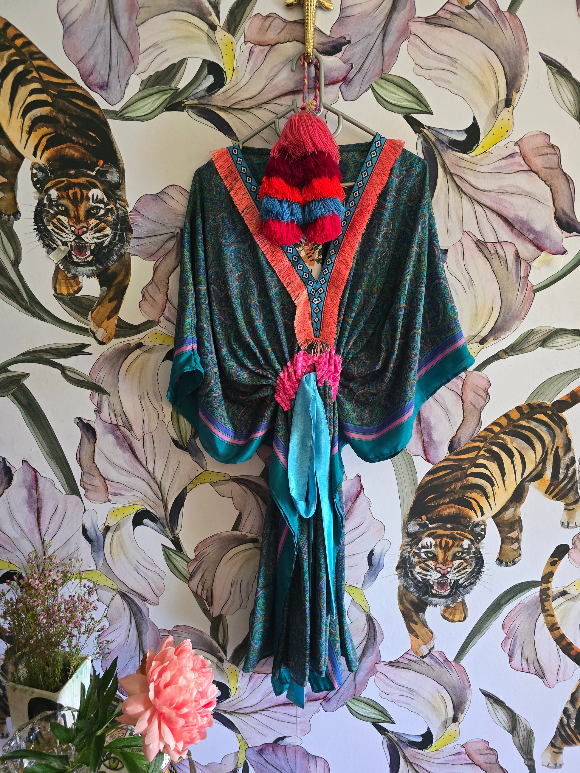 The SHORT KAFTAN