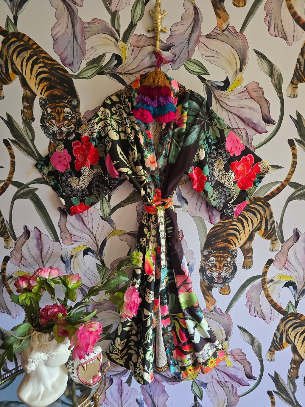 The GIRL MEETS JUNGLE KIMONO-LIMITED EDITION