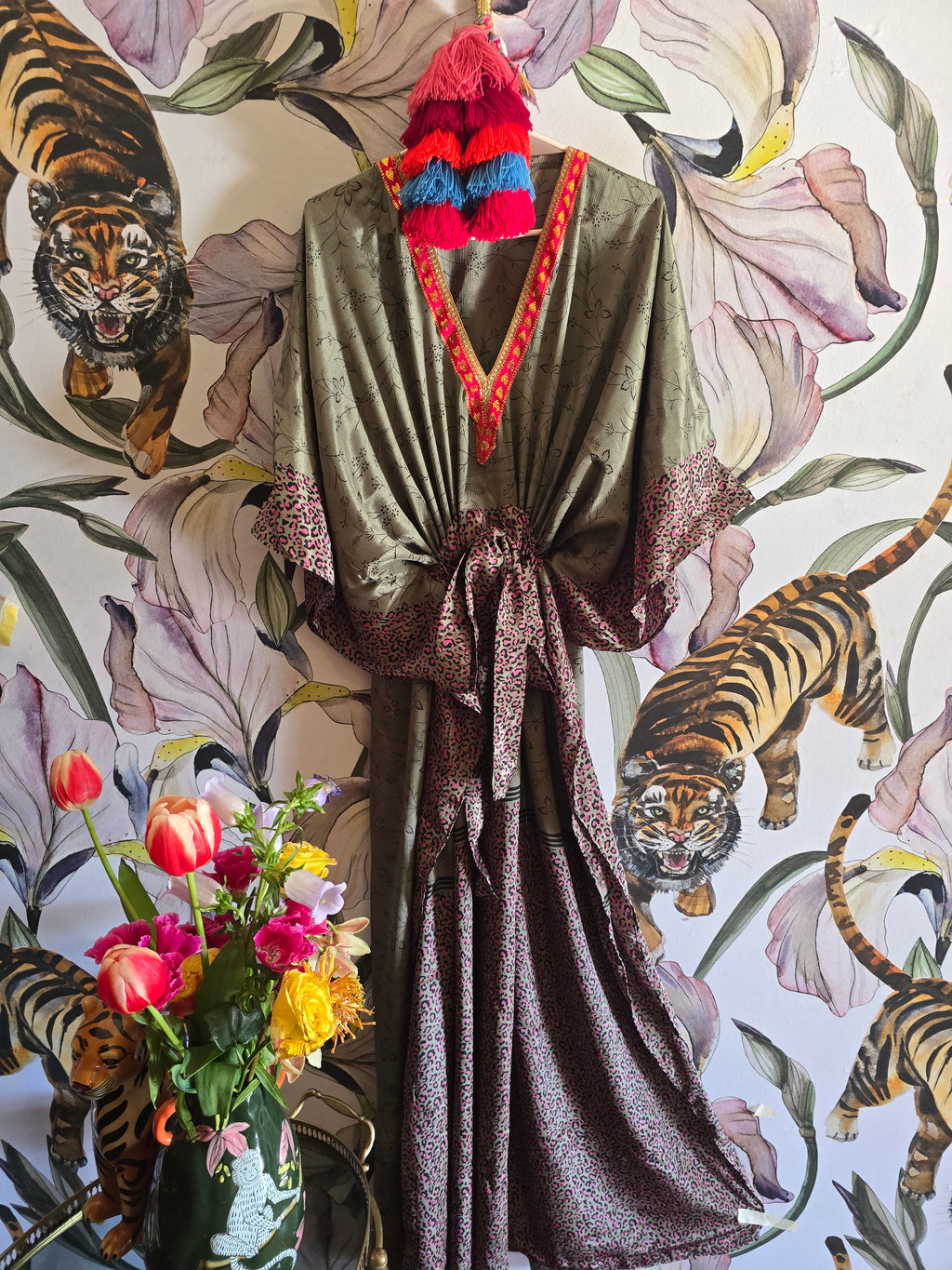 The LONG KAFTAN