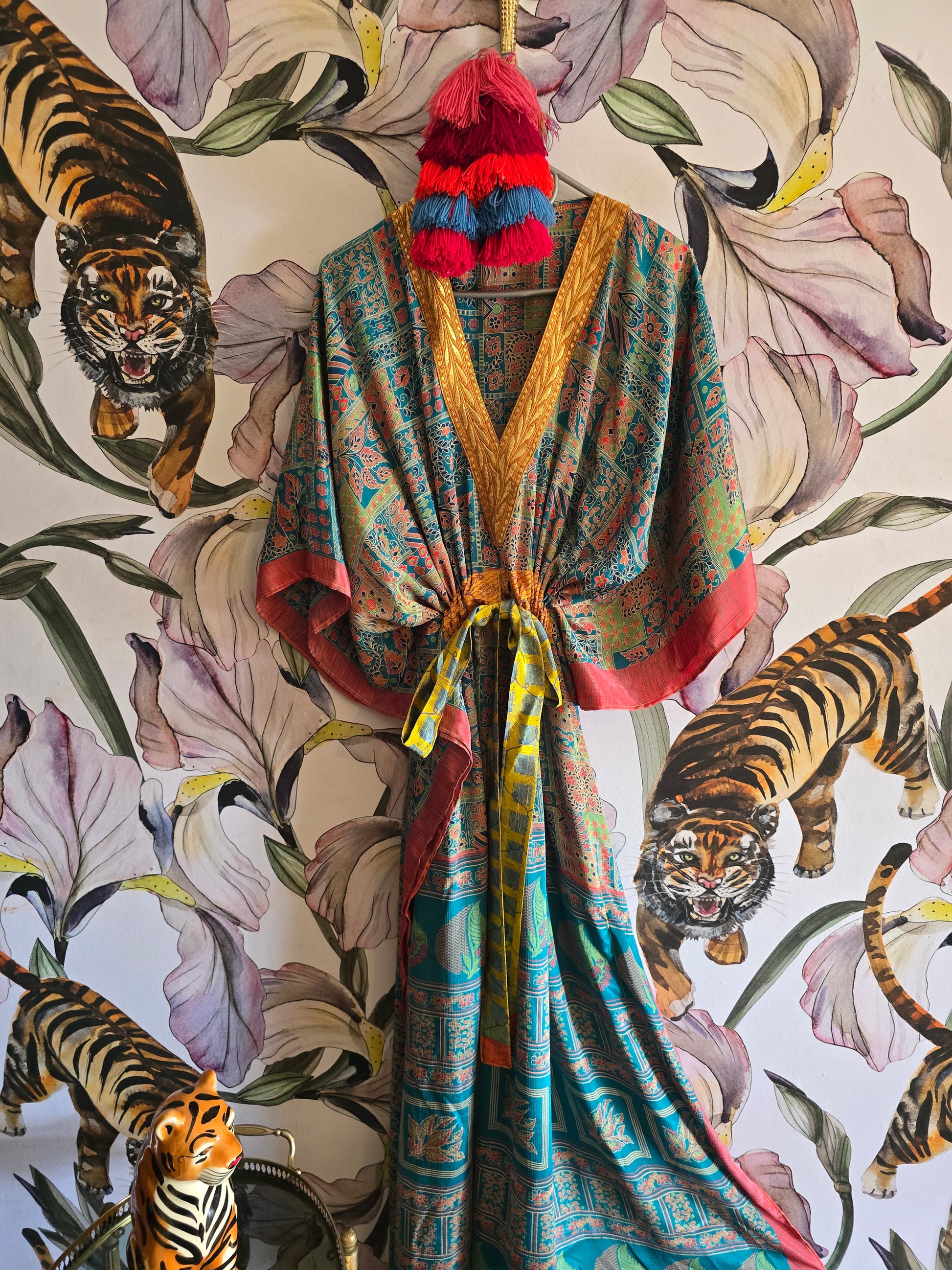 The LONG KAFTAN