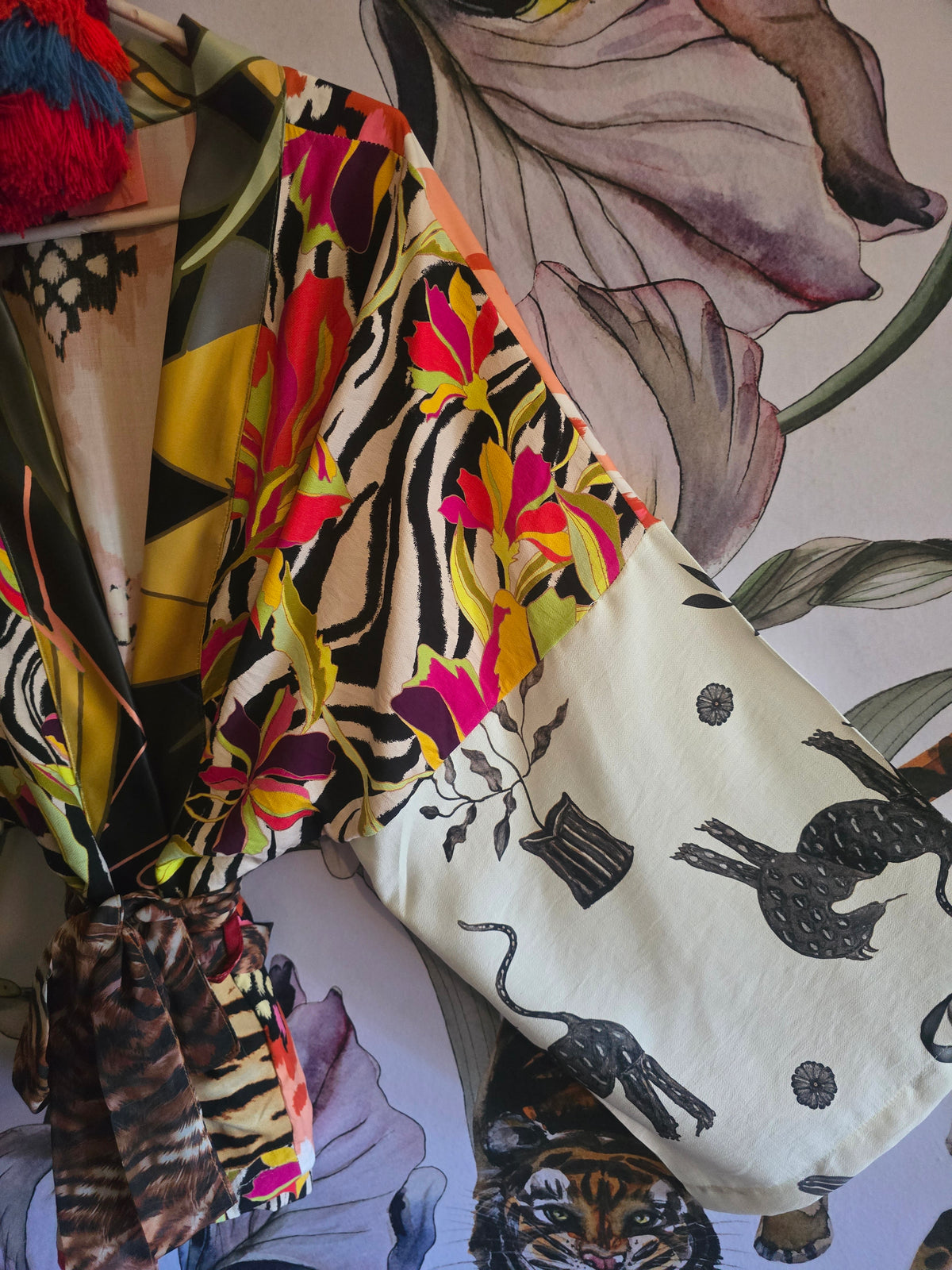 The ARTY CROPPED KIMONO STYLE #3