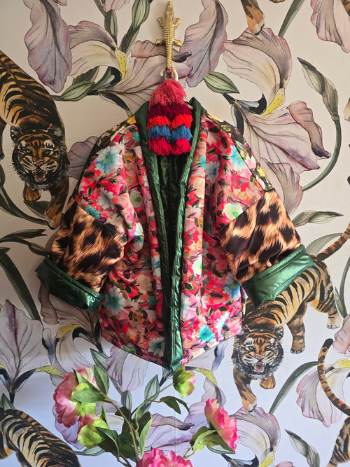 The GREEN COOL MOM PUFFER