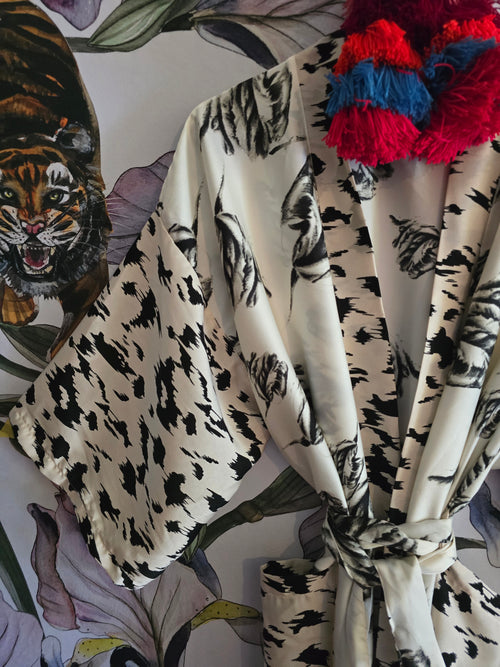 The SAFARI KIMONO