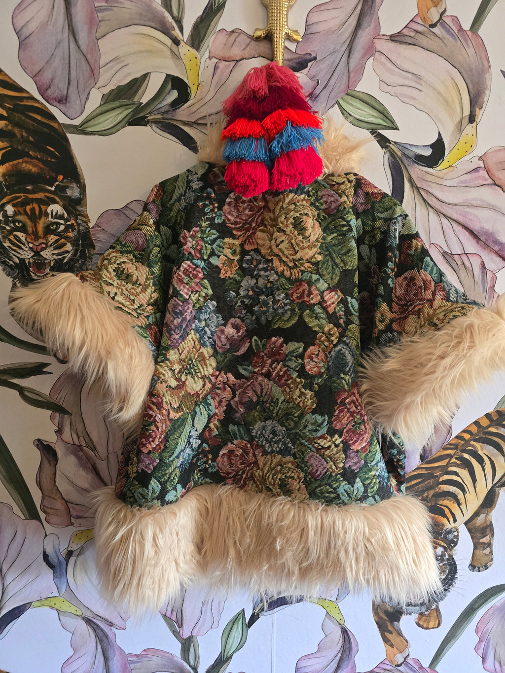 The TAPESTRY & VELVET MARIE~ANTOINETTE GILET