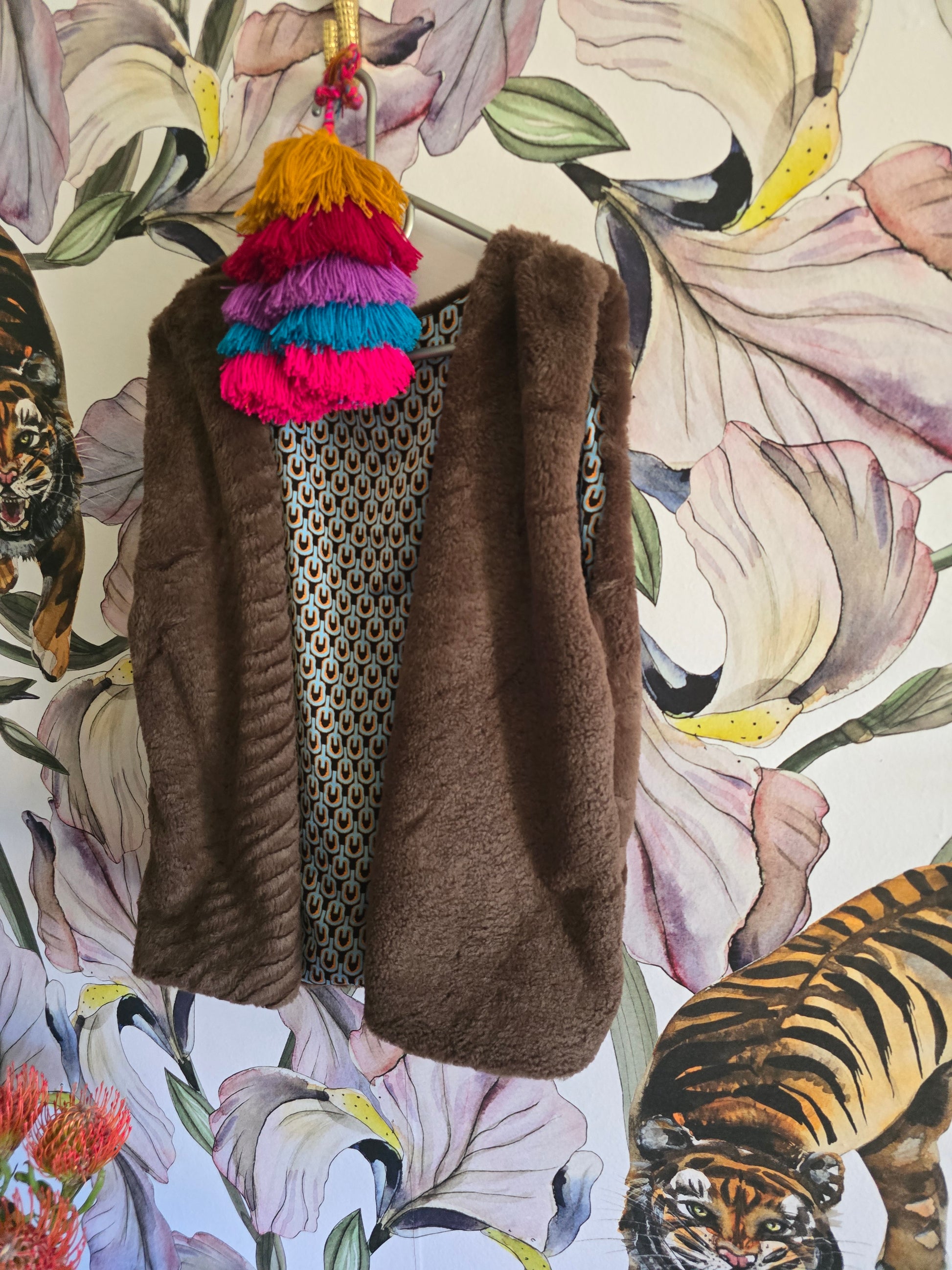 The DEBBIE SAFARI GILLET
