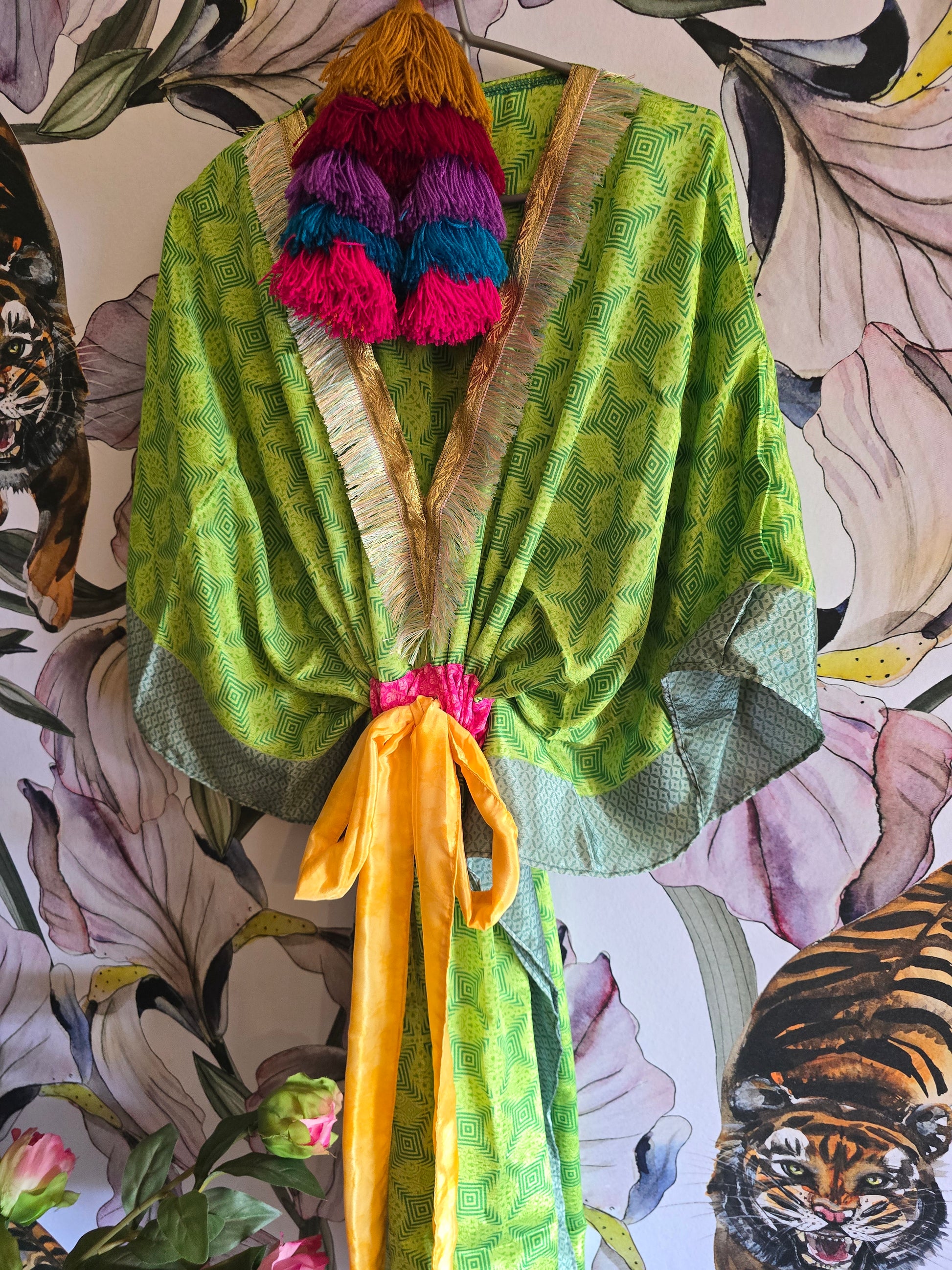 The SHORT KAFTAN
