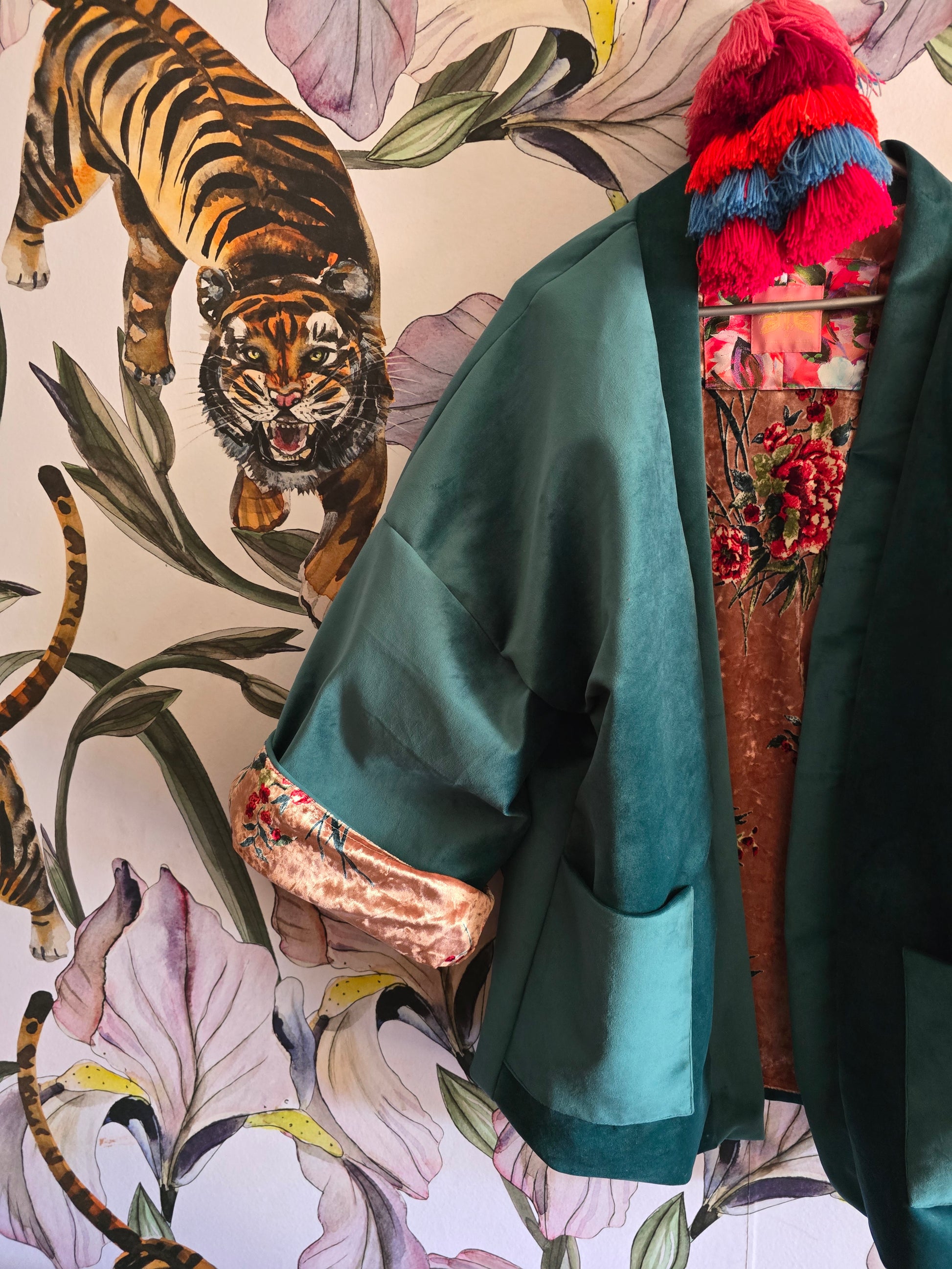 The ORIENTAL PINK WITH BLOSSOMS REVERSIBLE VELVET CROPPED KIMONO JACKET