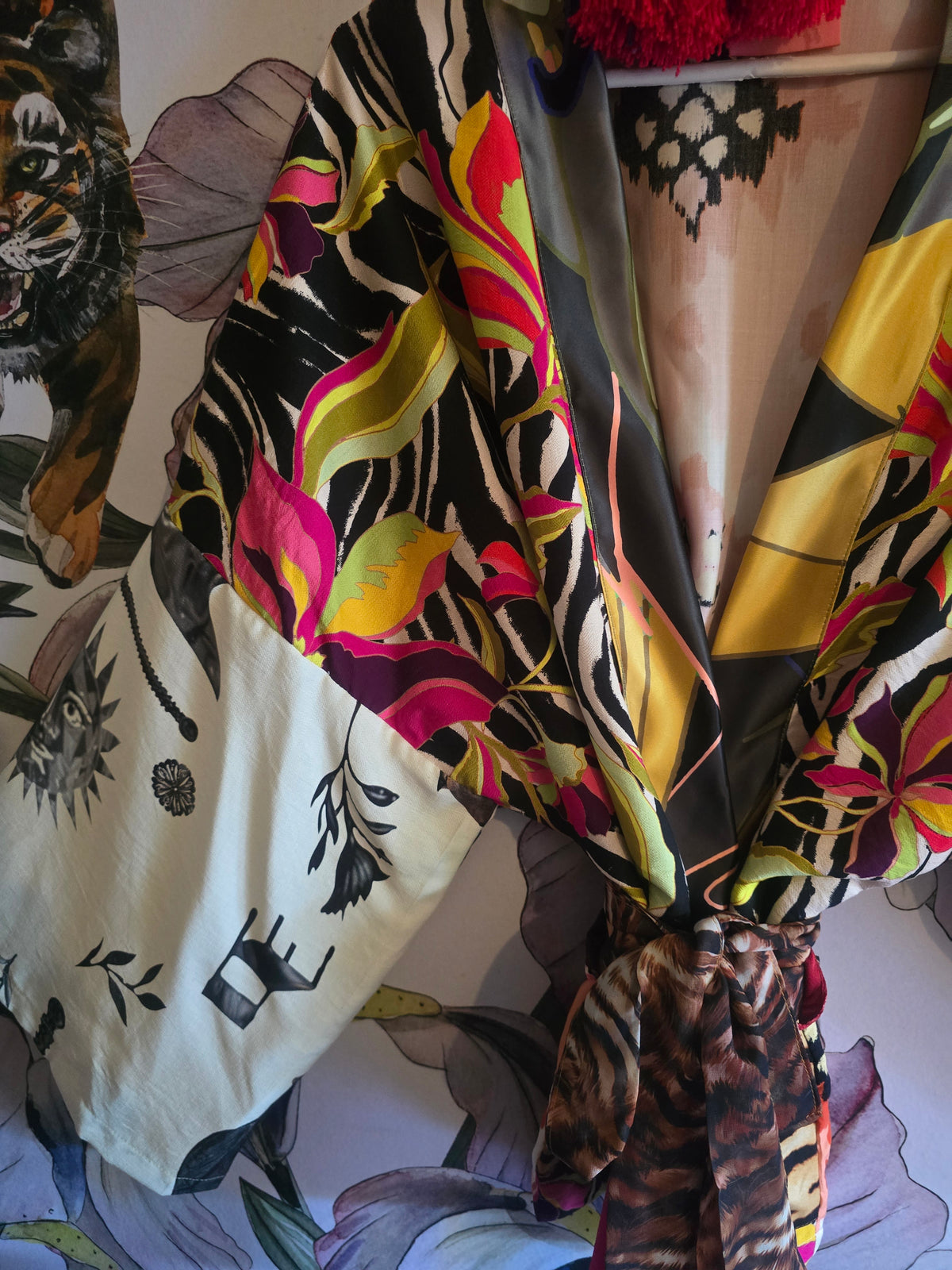 The ARTY CROPPED KIMONO STYLE #3