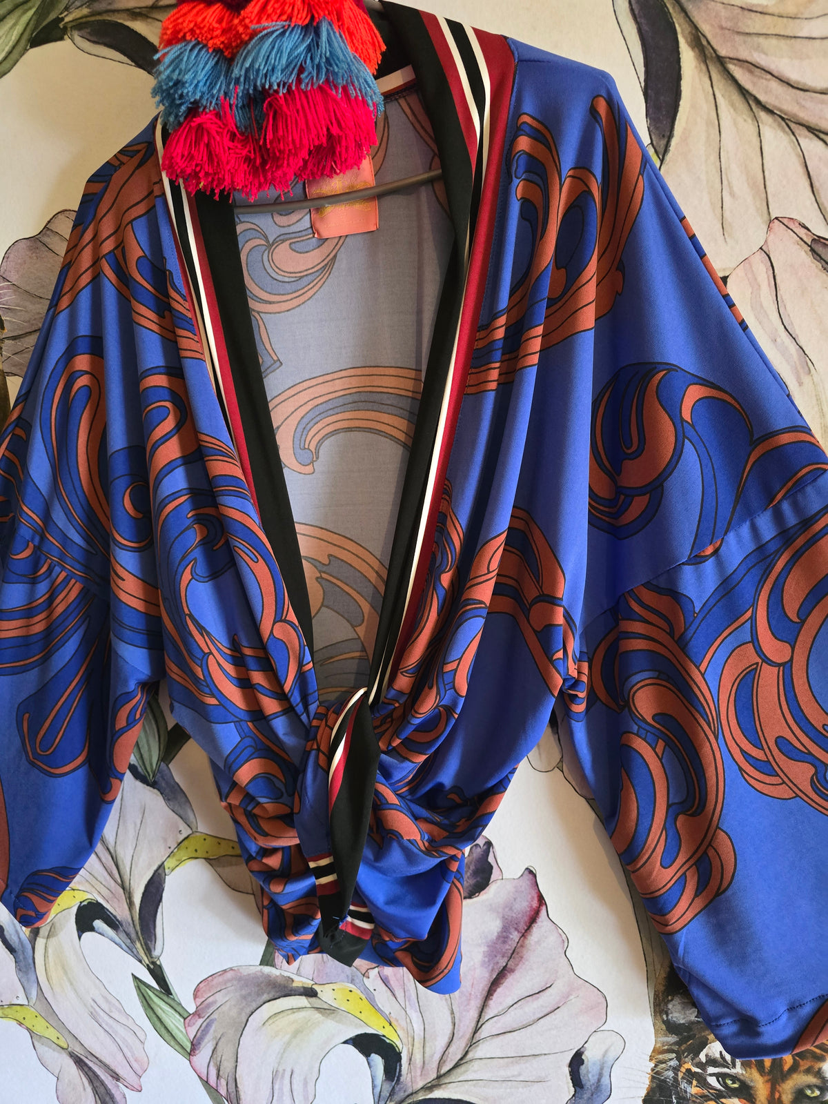 The 70's SWIRL ELECTRIC BLUE KIMONO