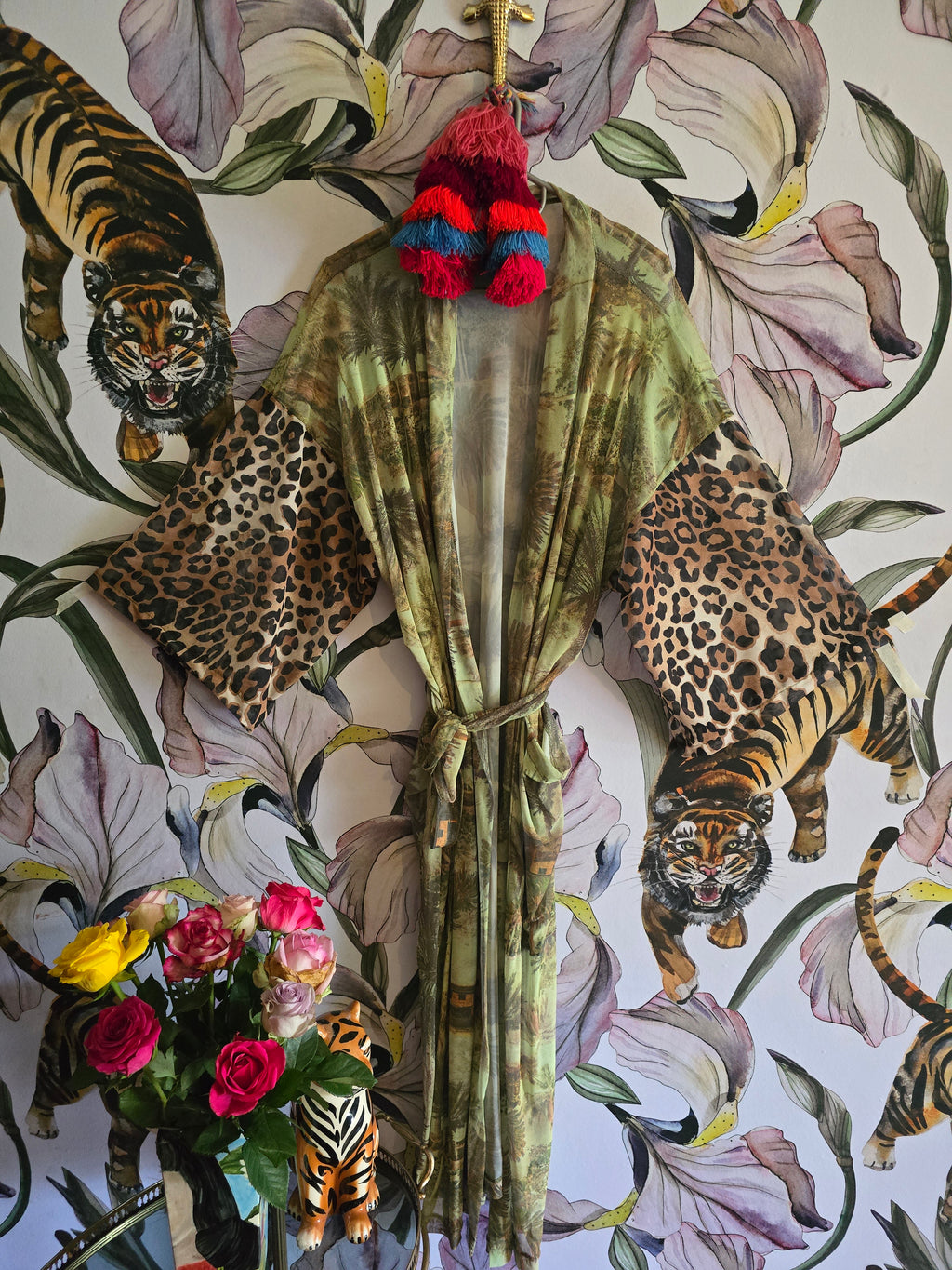 The leopard and mesh palm kimono