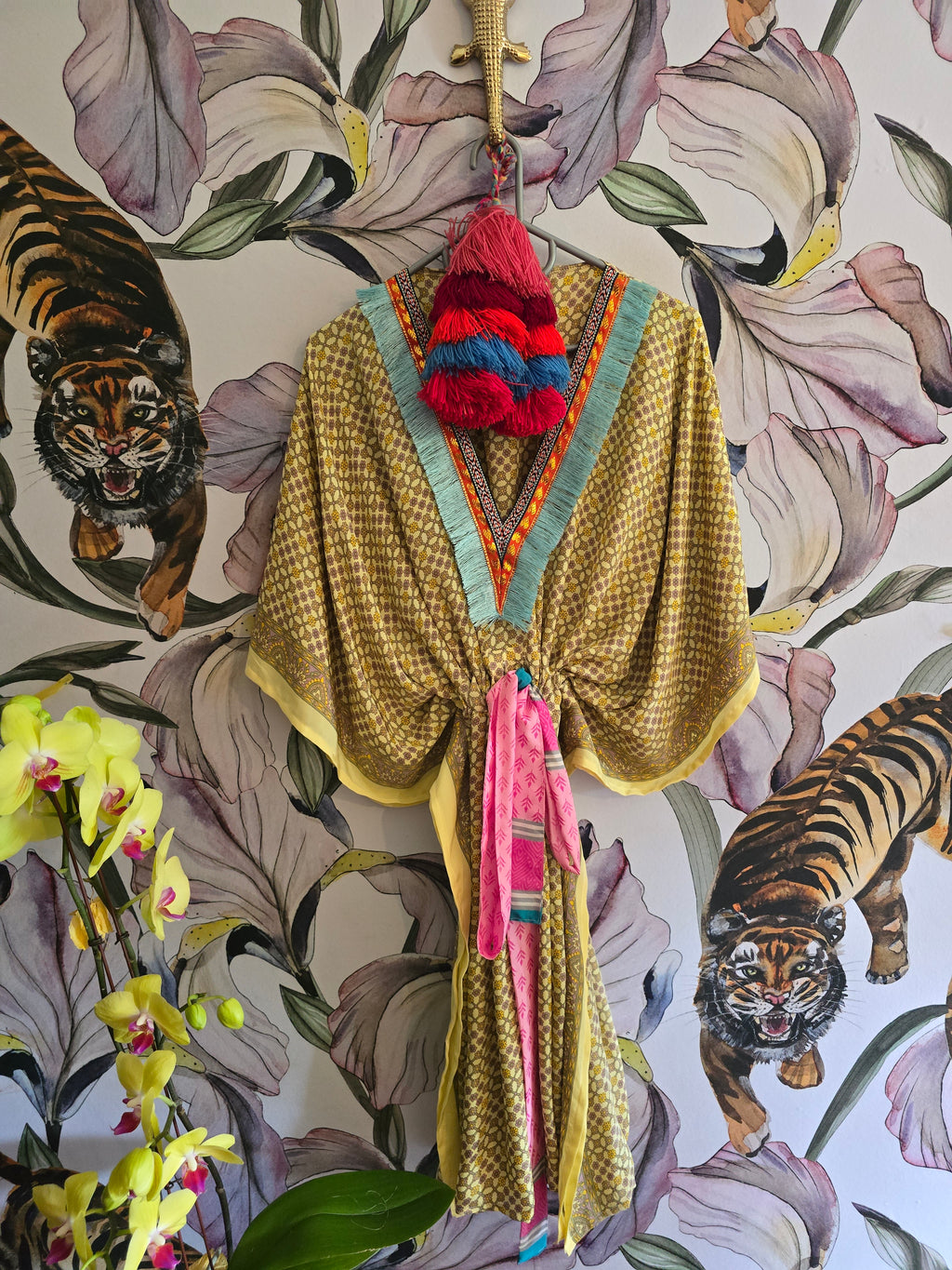 The SHORT KAFTAN