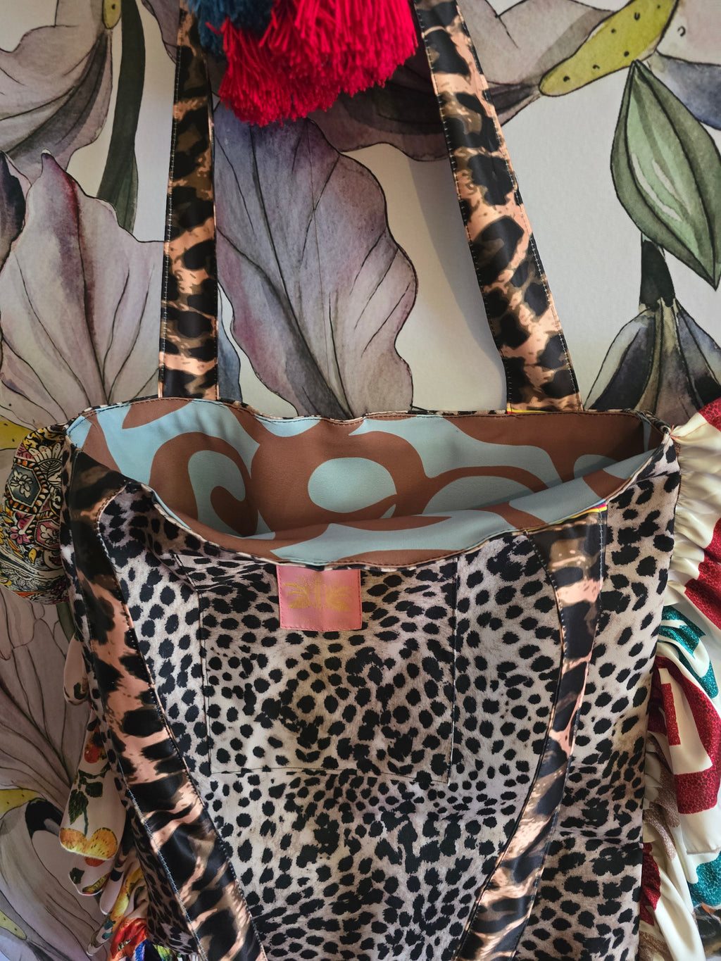 The LEOPARD & FRILL TOTE