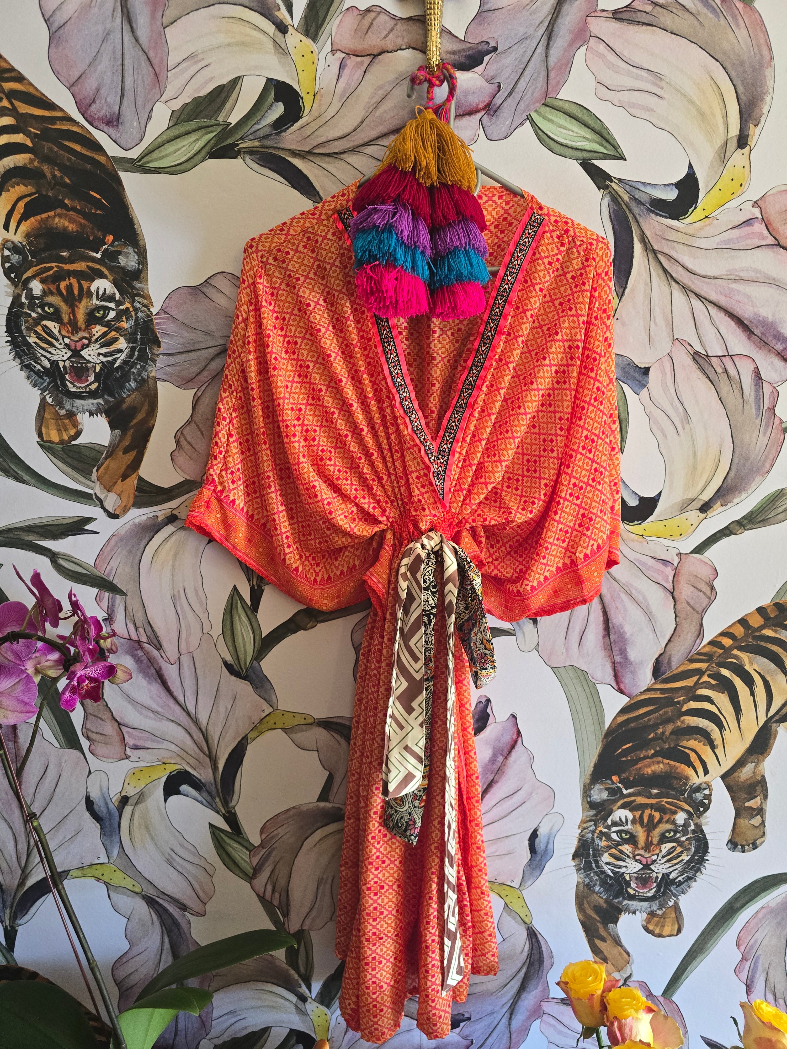 The SHORT KAFTAN