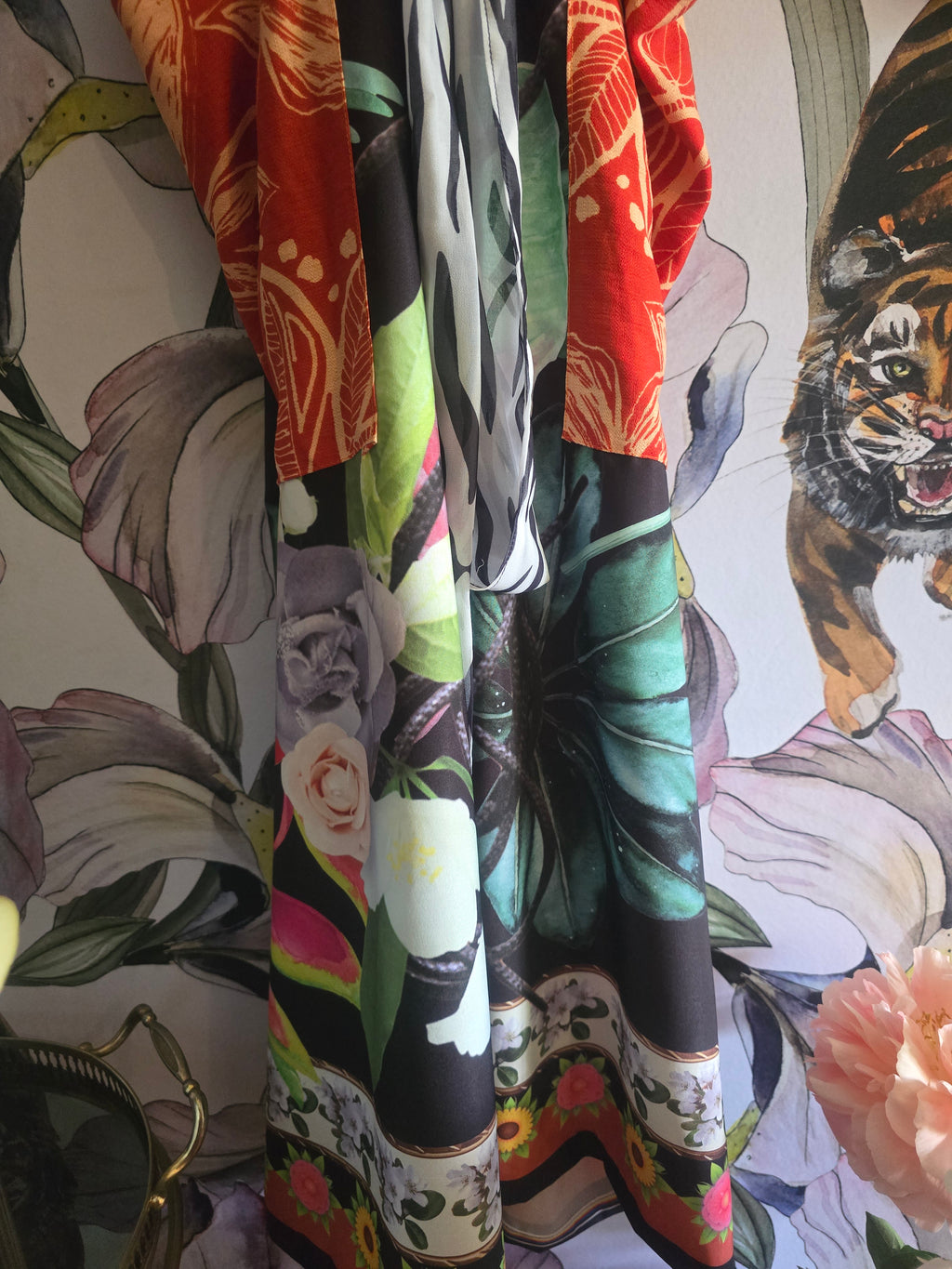 The JUNGLE & PLEATED CHIFFON KIMONO #6