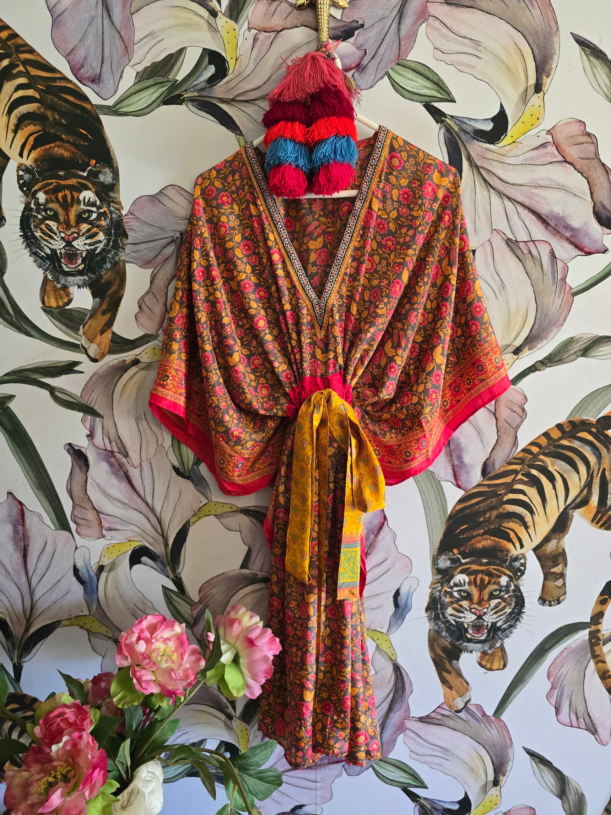 The SHORT KAFTAN