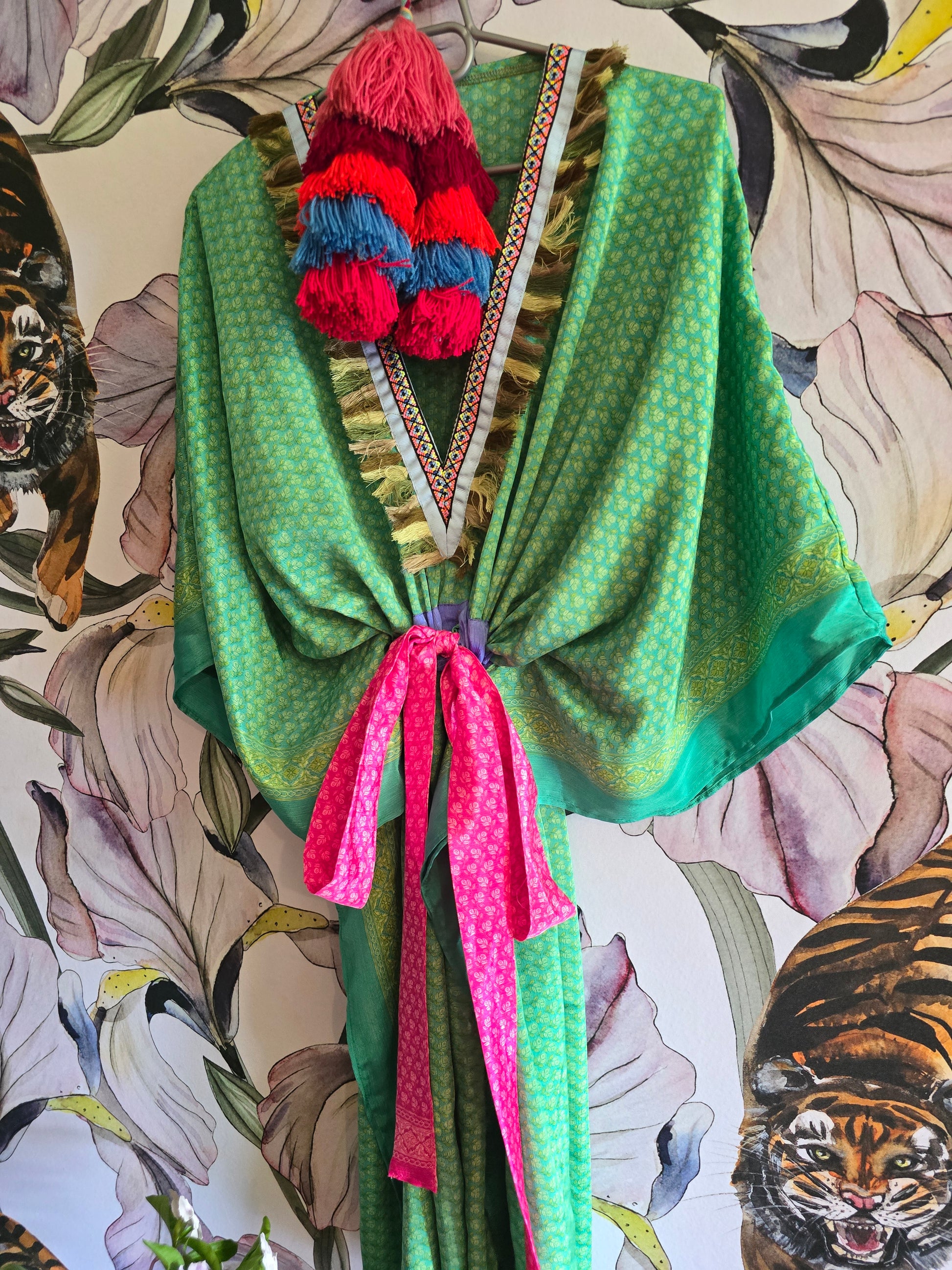 The SHORT KAFTAN