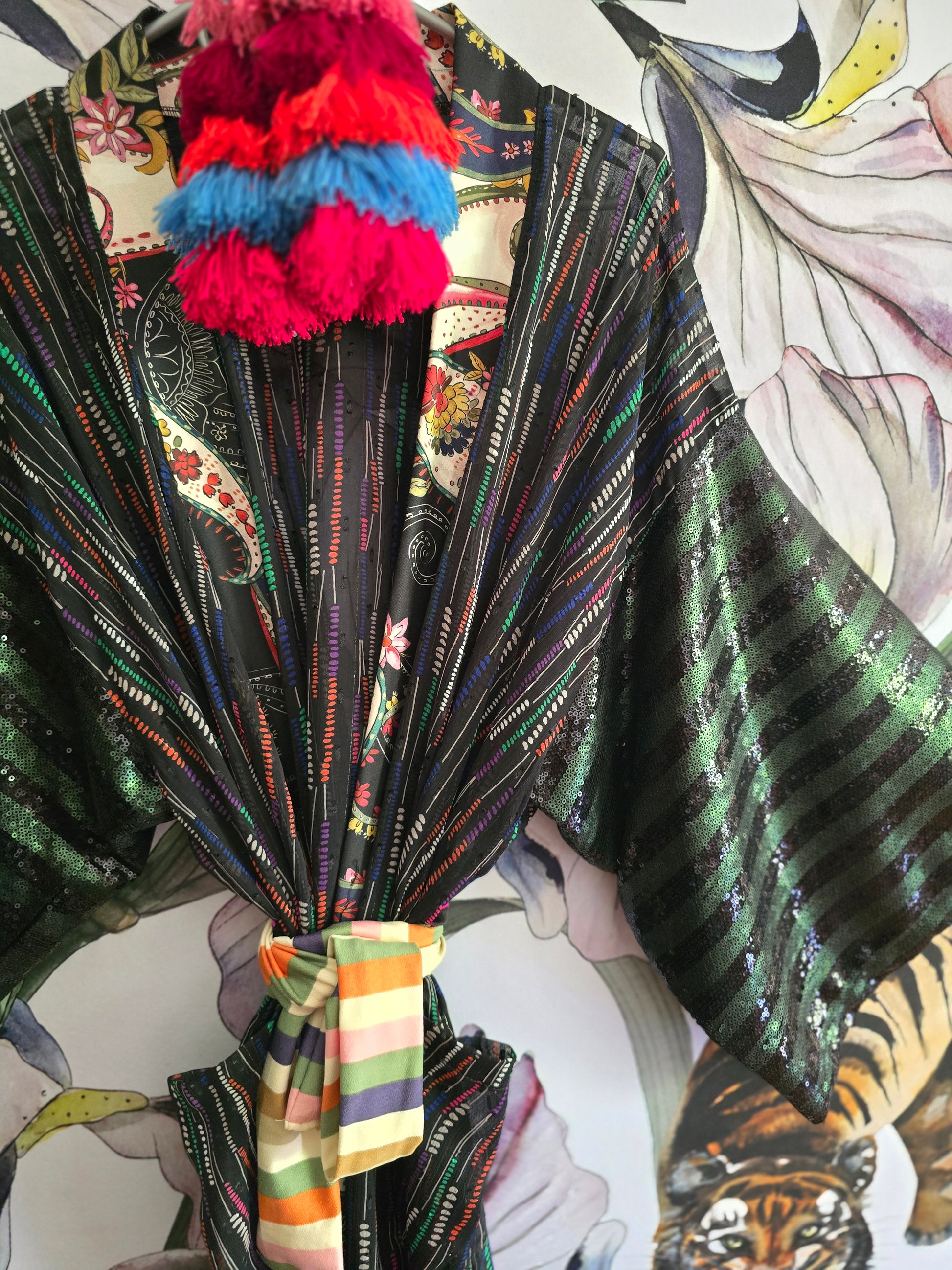 The MIDNIGHT MUSE KIMONO