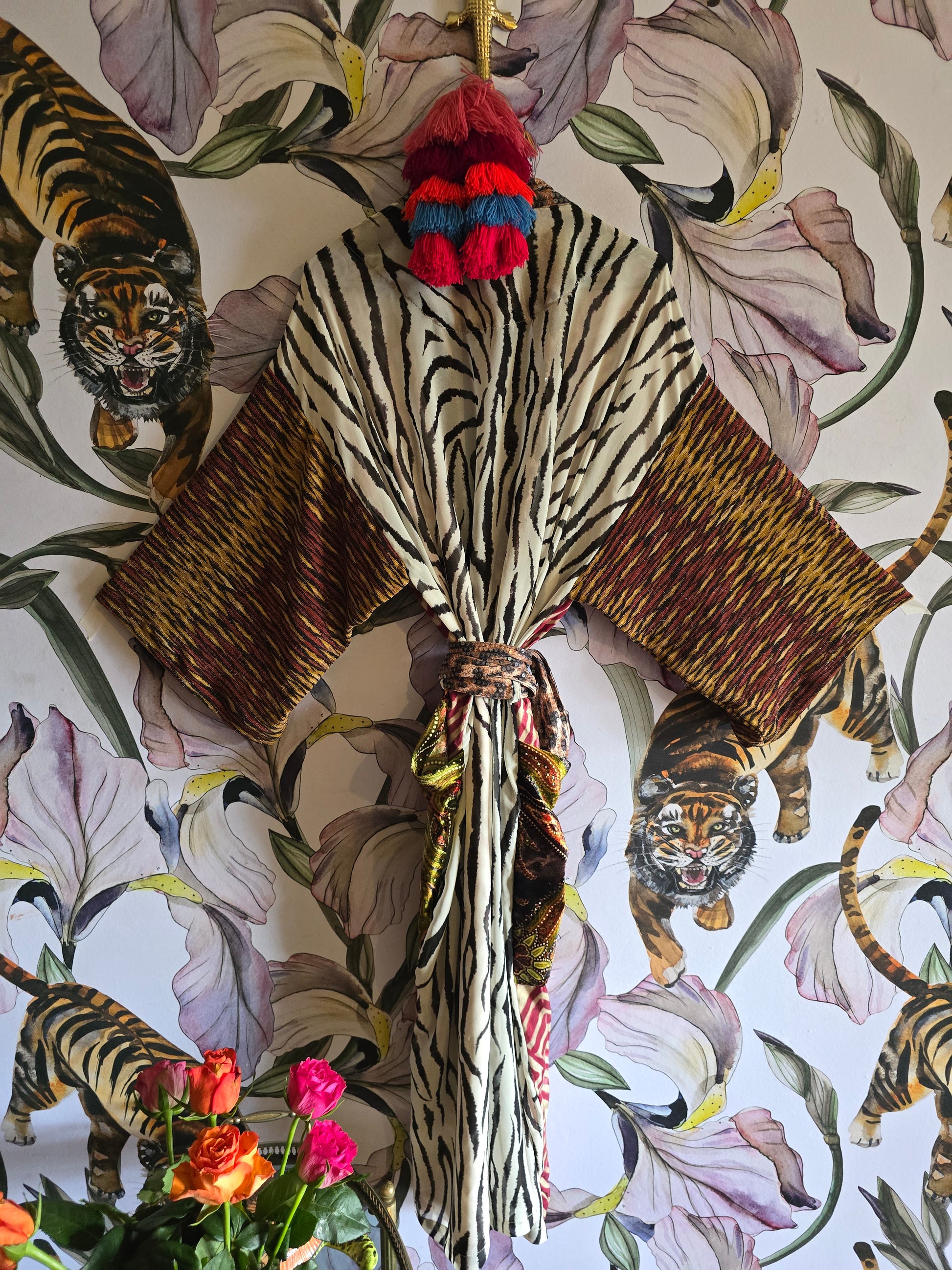 The GLAMAZON leopard and Zebra kimono