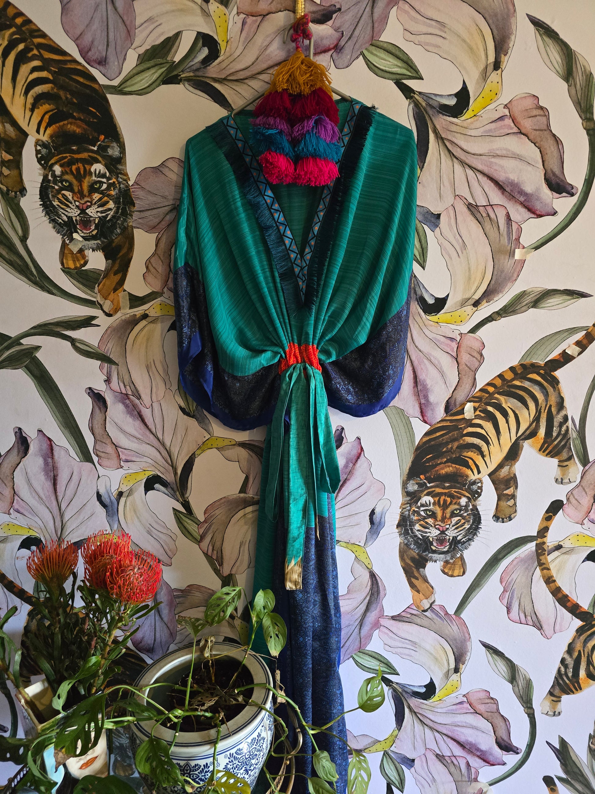 The LONG KAFTAN