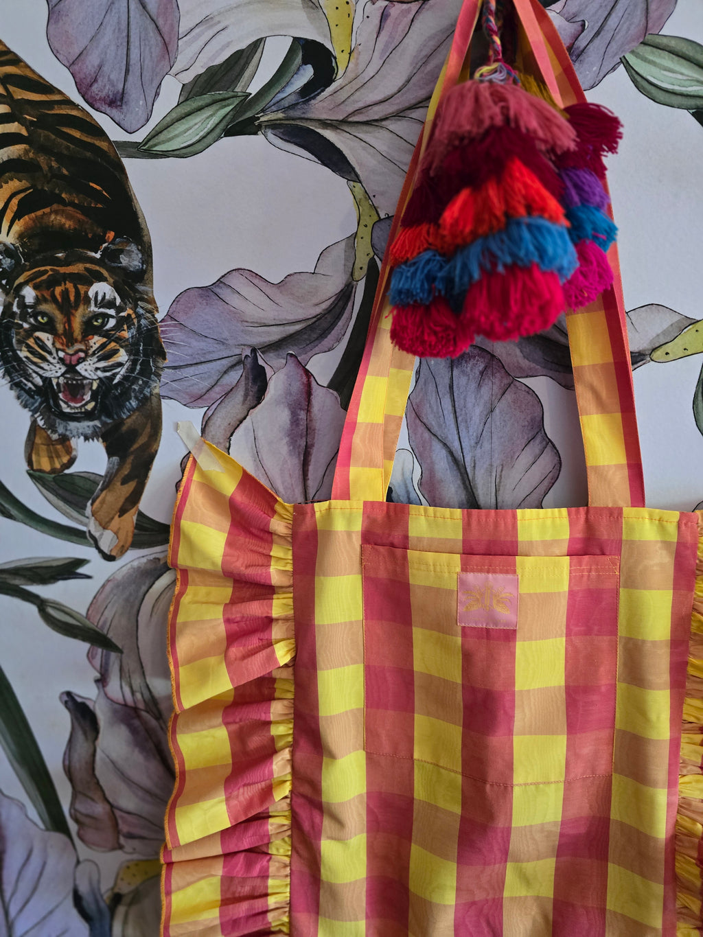 The CHECK & FRILL TOTE
