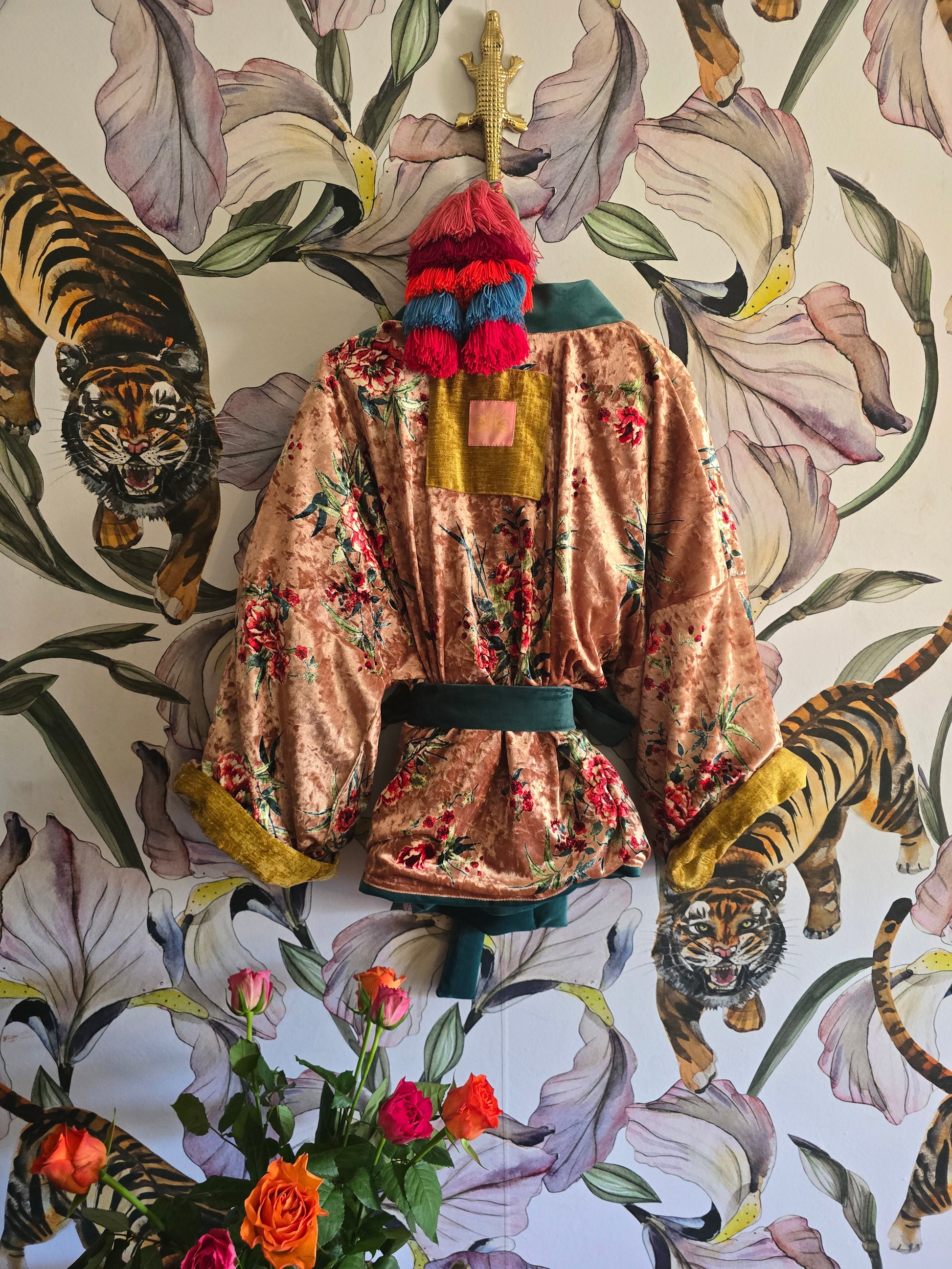The ORIENTAL PINK WITH BLOSSOMS REVERSIBLE VELVET CROPPED KIMONO JACKET
