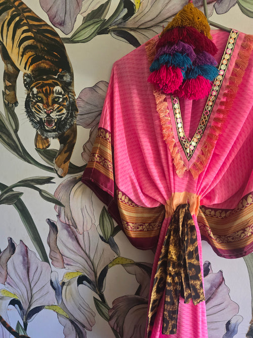 The SHORT KAFTAN