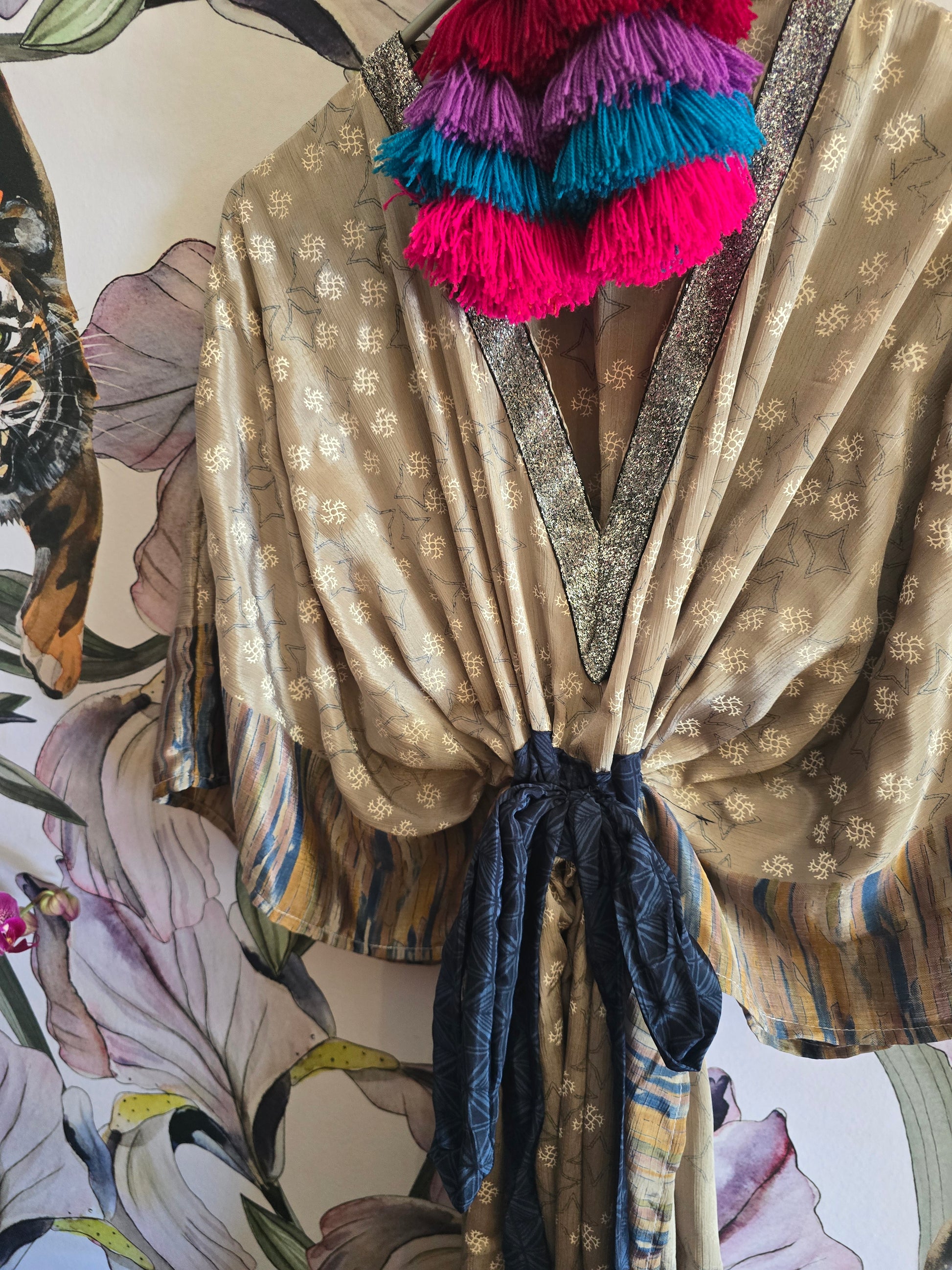 The SHORT KAFTAN