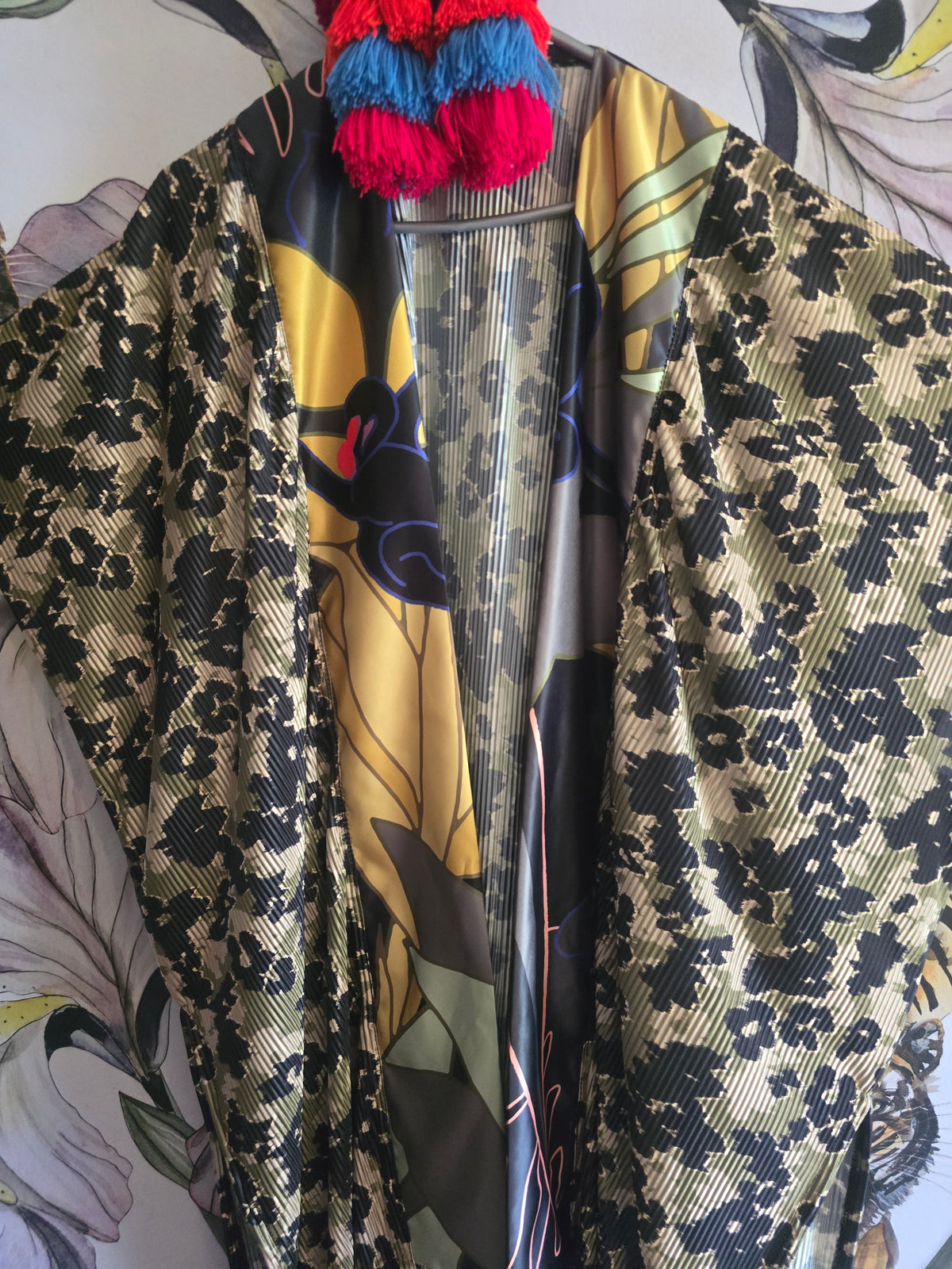 The ELECTRIC LEOPARD SET size: M/L KHAKI