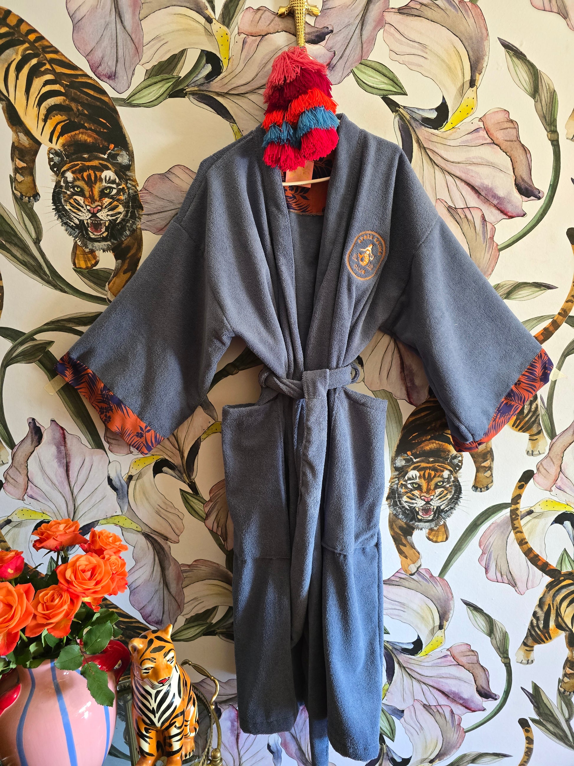 The APRÈS-SAUNA CLUB TOWLING GOWN - DENIM BLUE