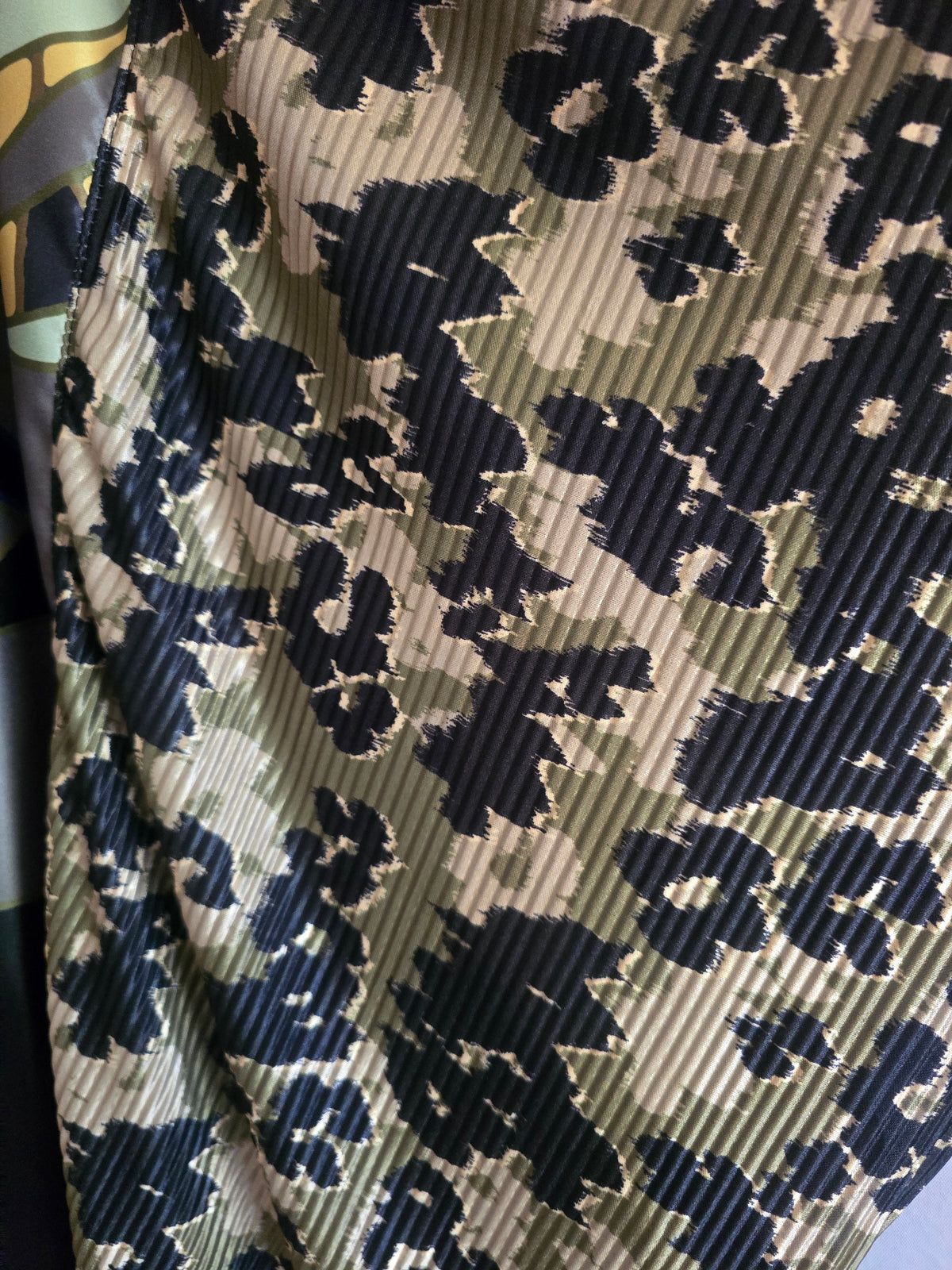 The ELECTRIC LEOPARD SET size: M/L KHAKI