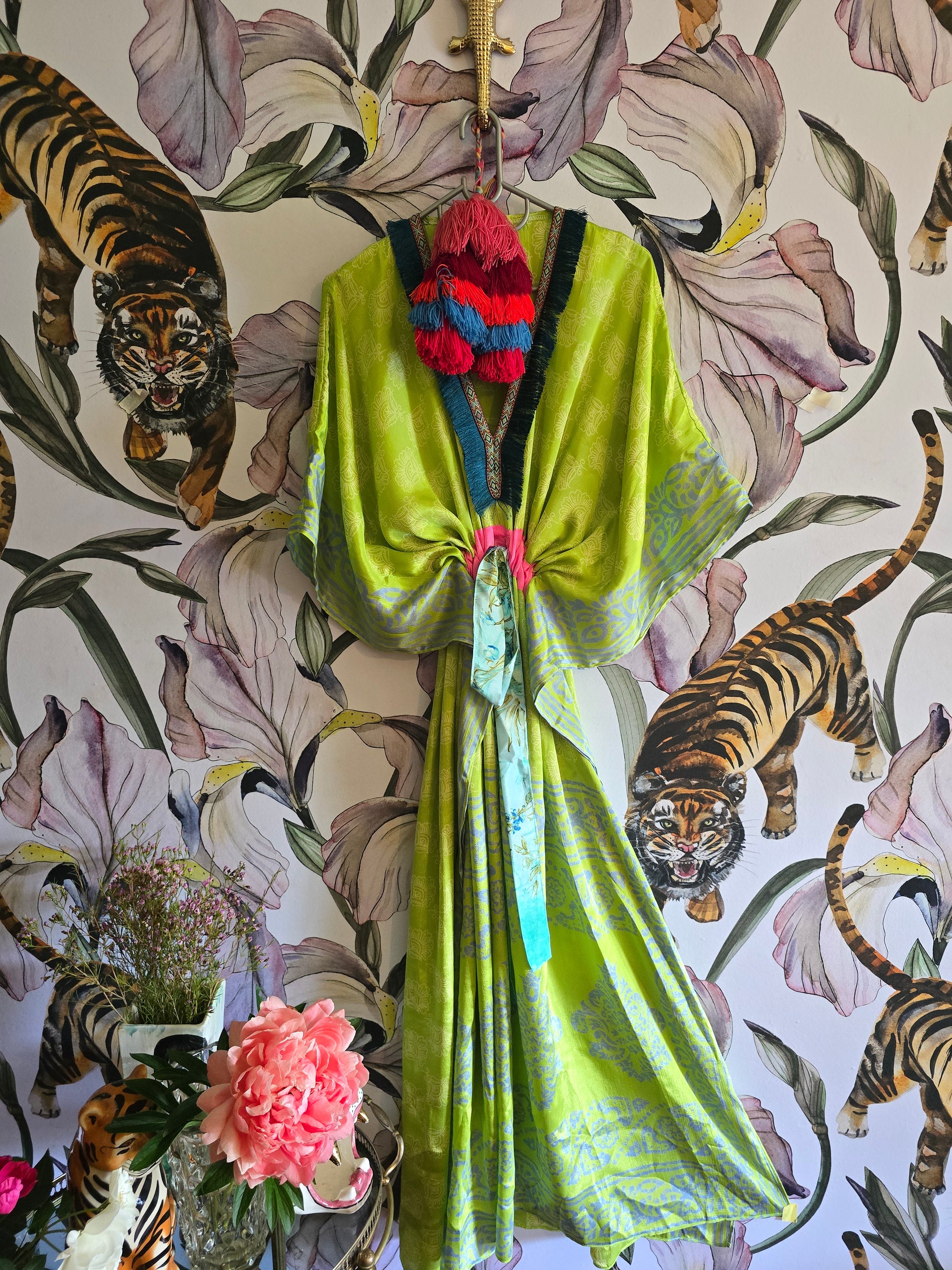 The LONG KAFTAN