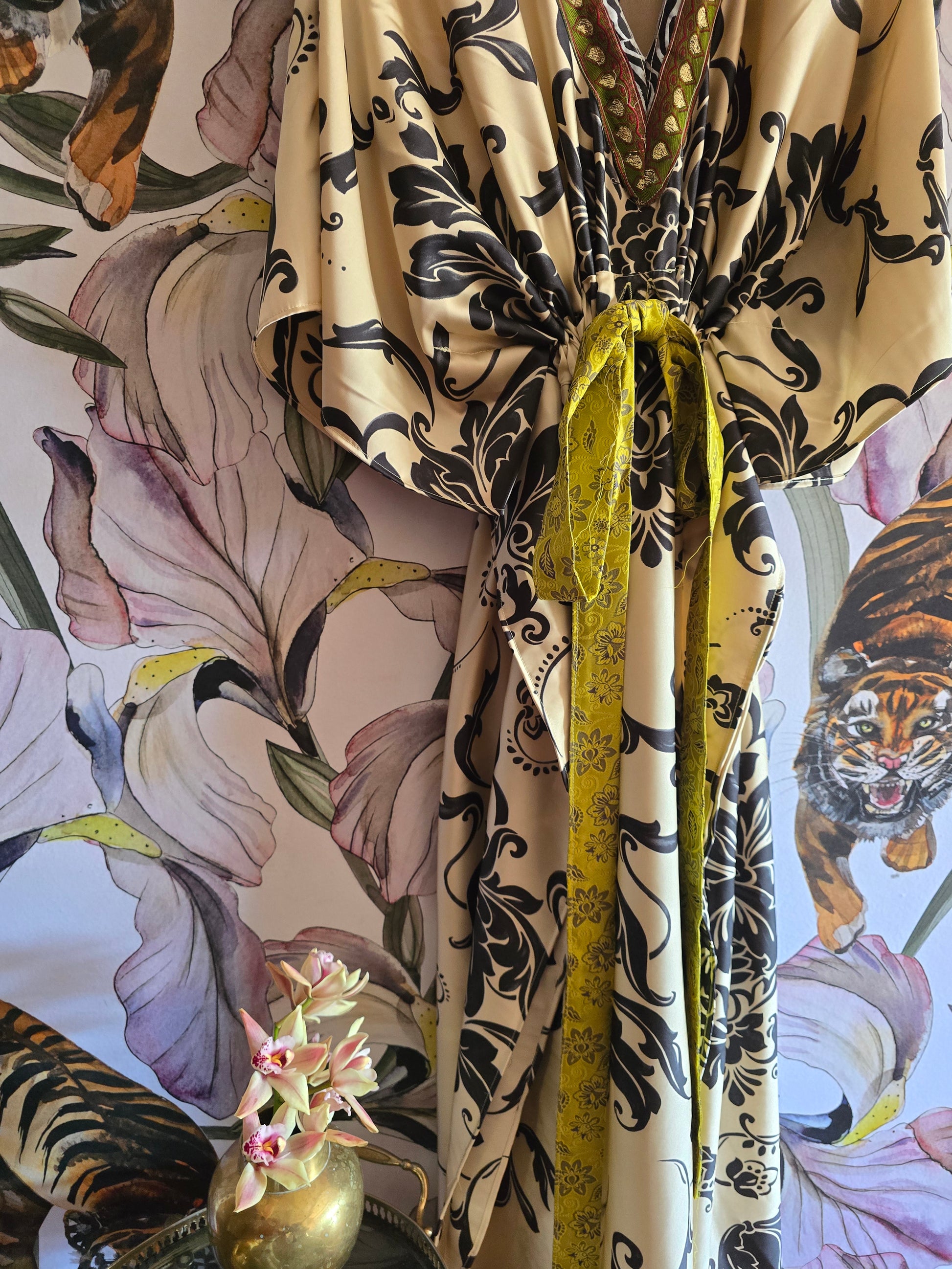 The LONG CAPRI KAFTAN