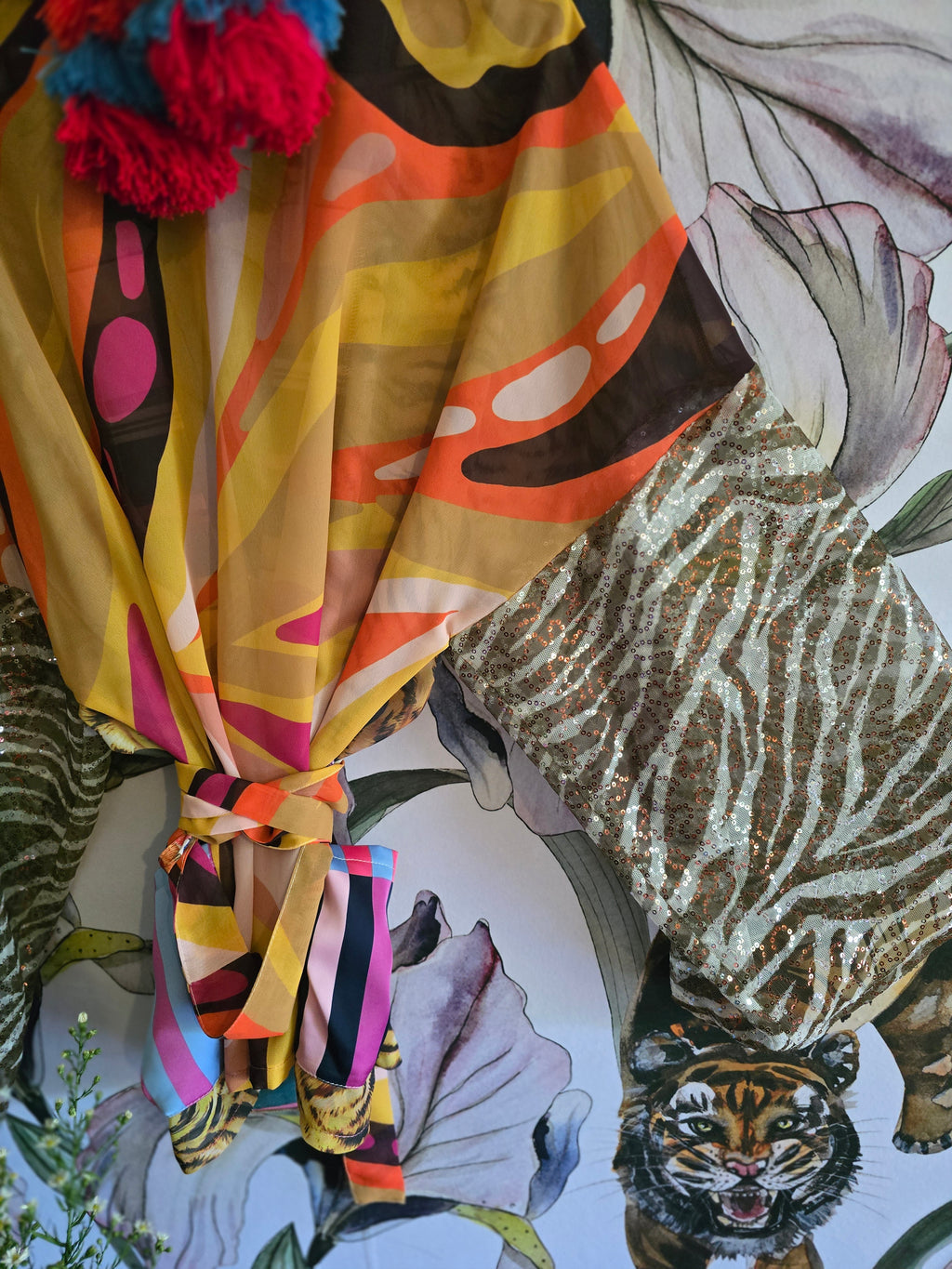 The SAFARI girl cropped kimono