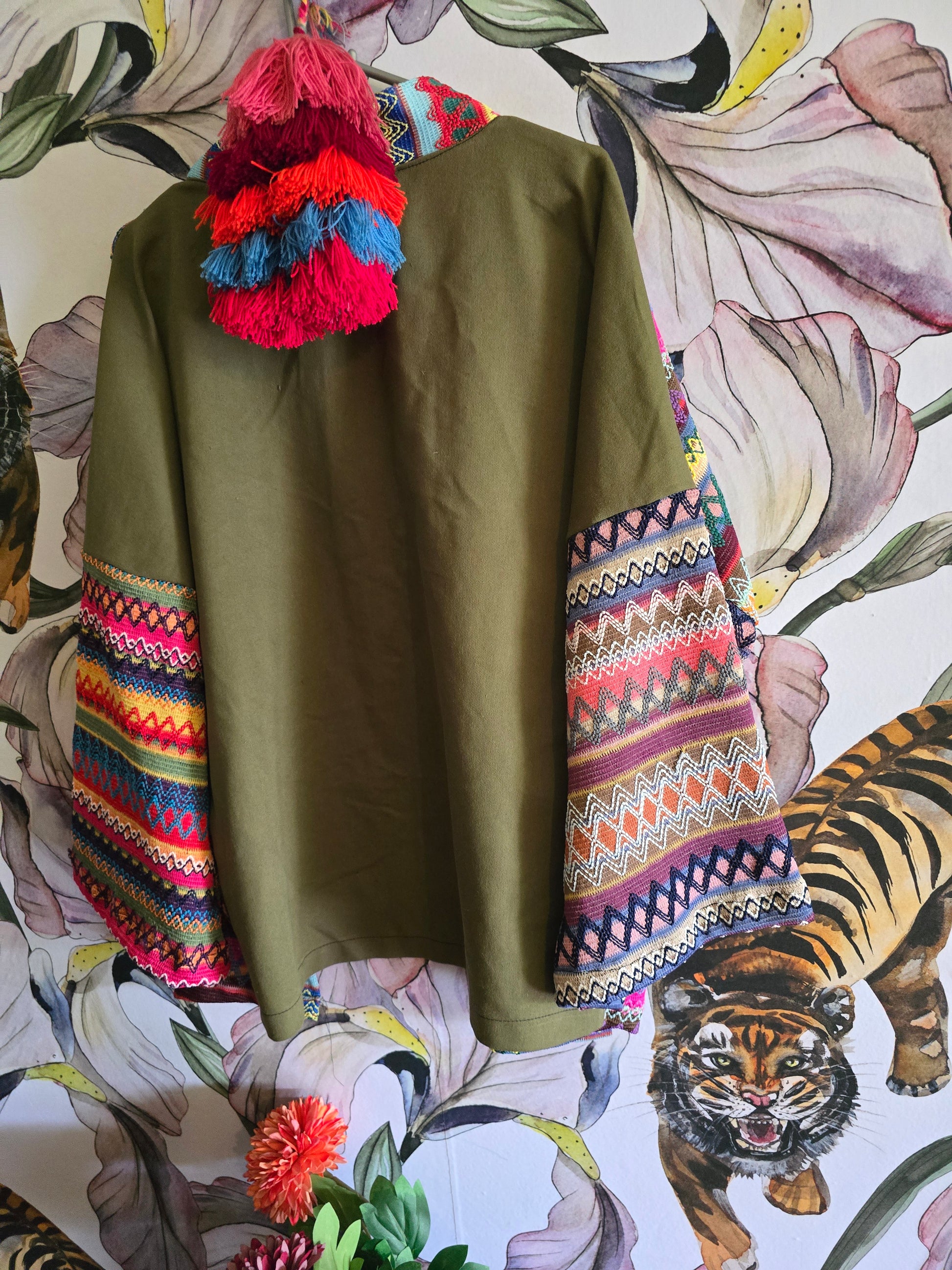 The BOHO & CARGO CROPPED KIMONO