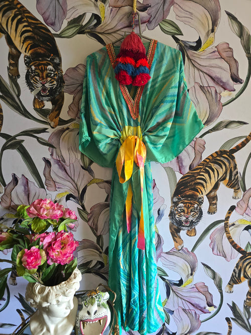 The LONG KAFTAN