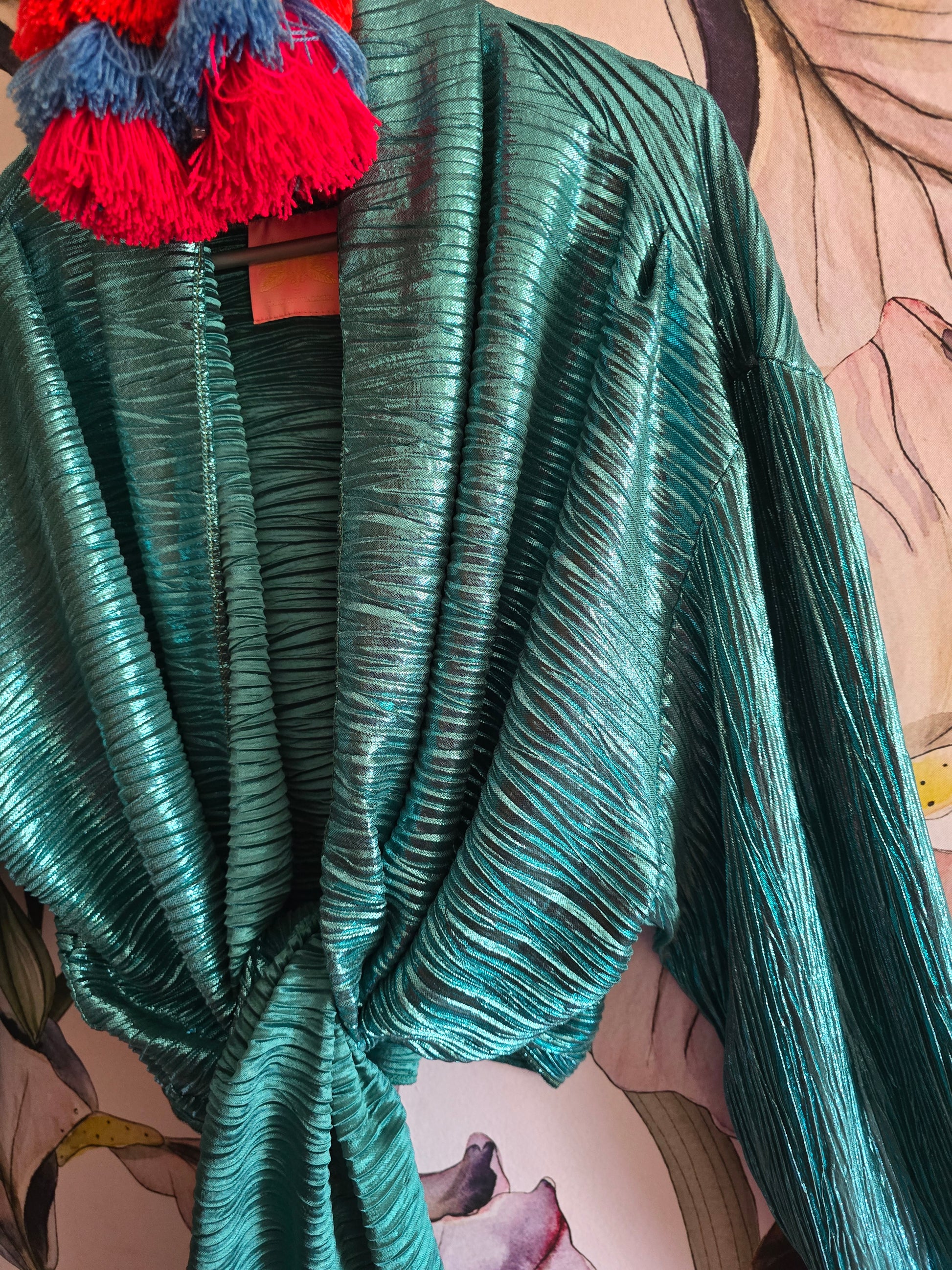 THE METALIC GREEN LONG SLEEVE WRAP